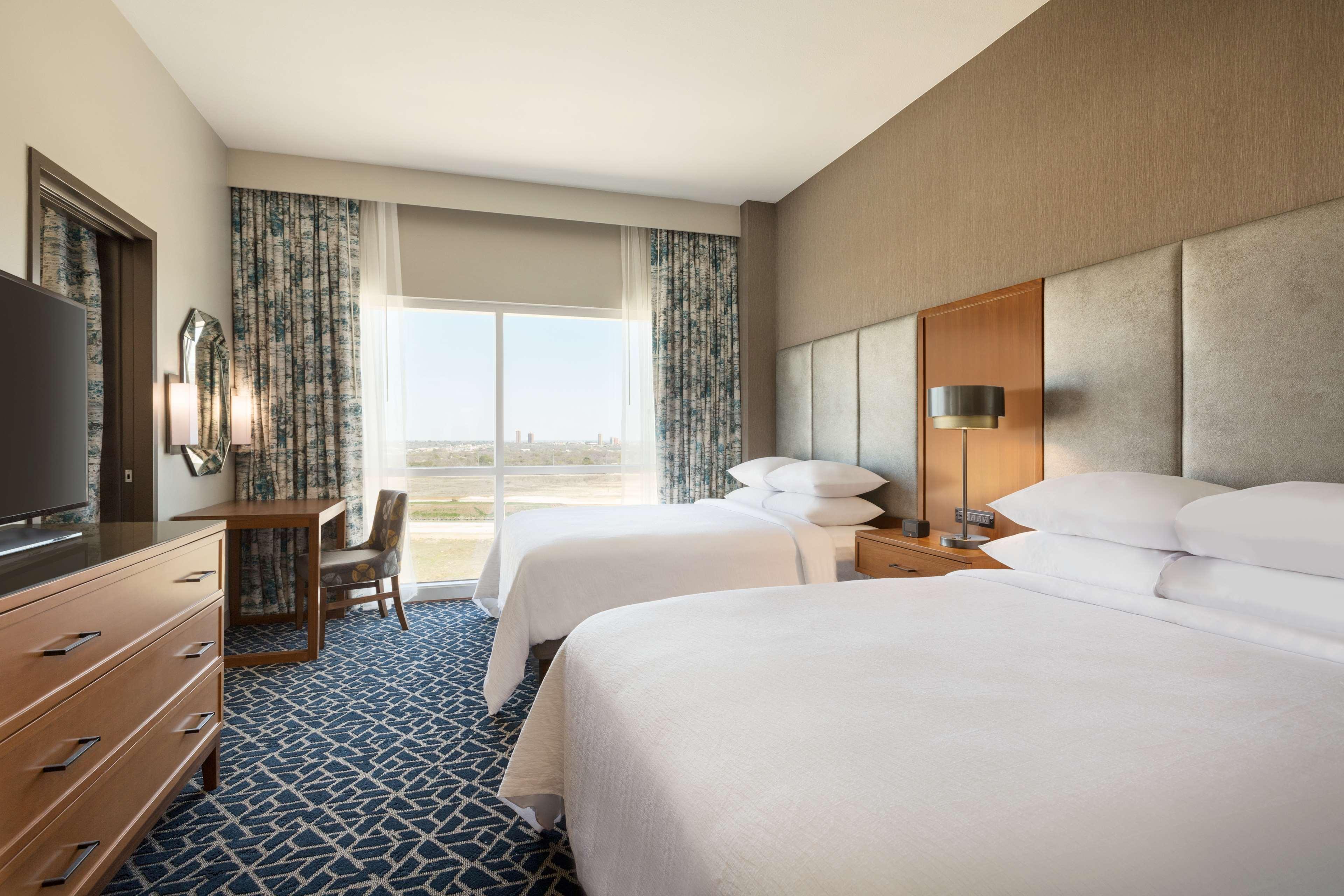 Suite Two Queen Beds