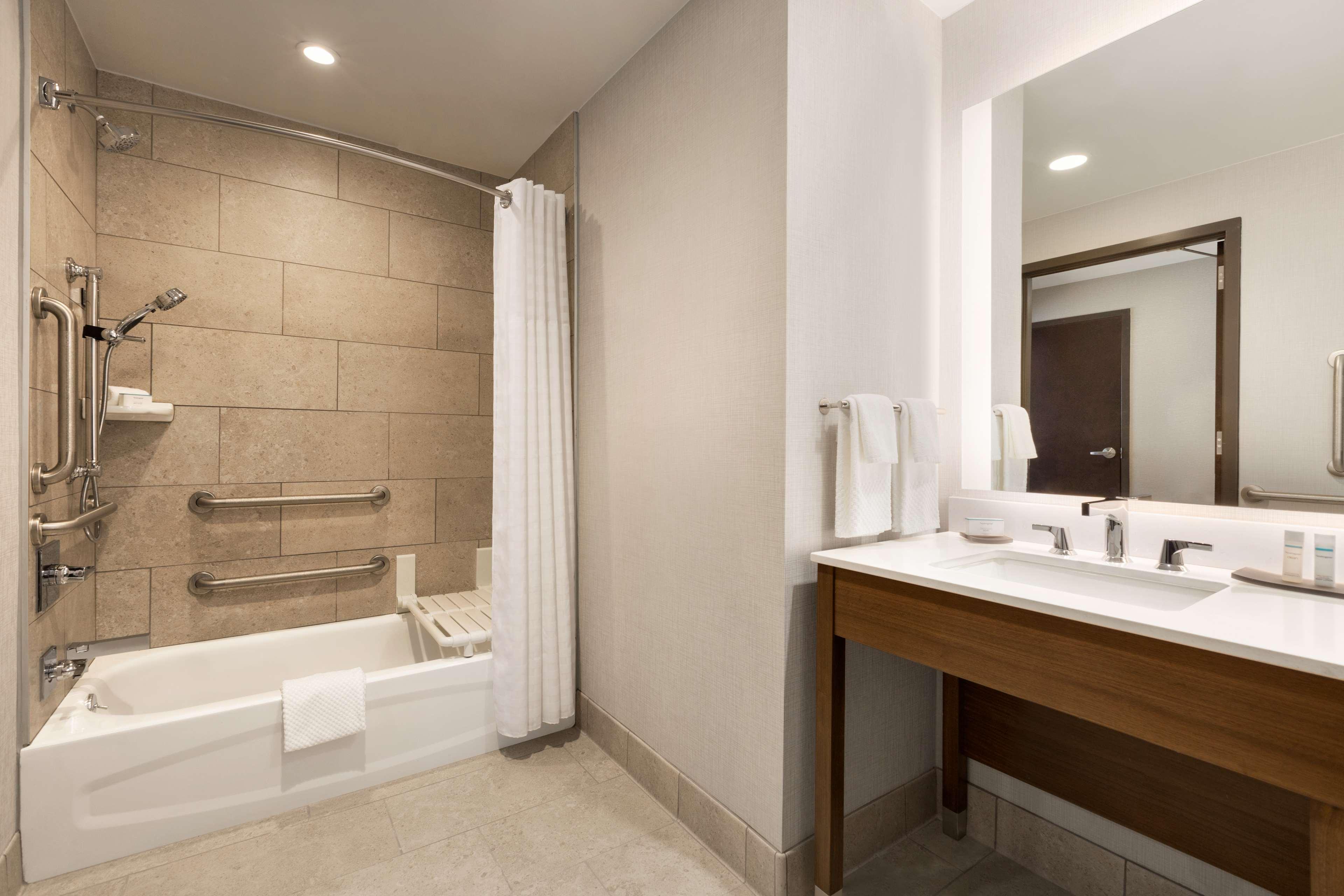 Suite Two Queen Beds