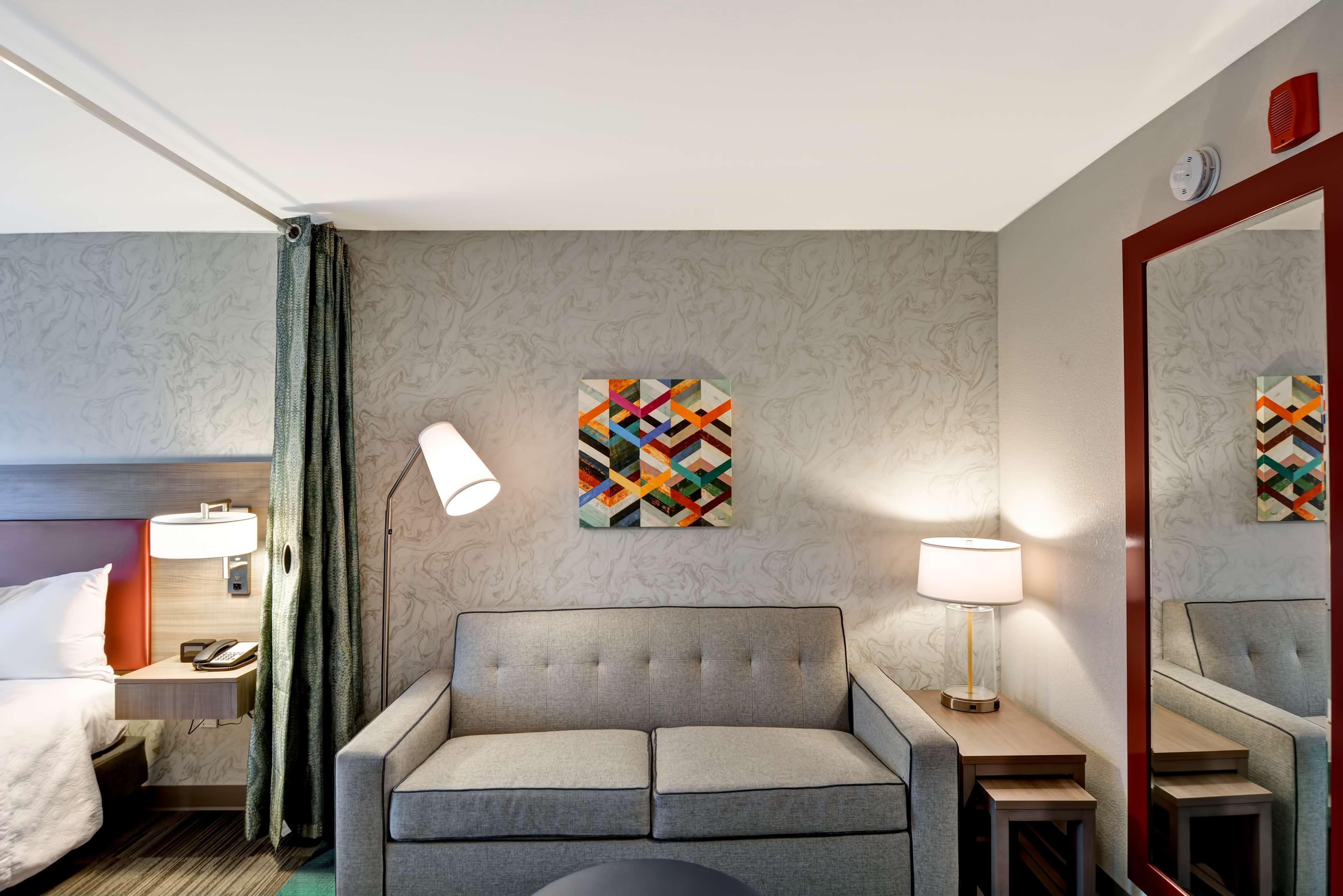 Studio King Size Bed