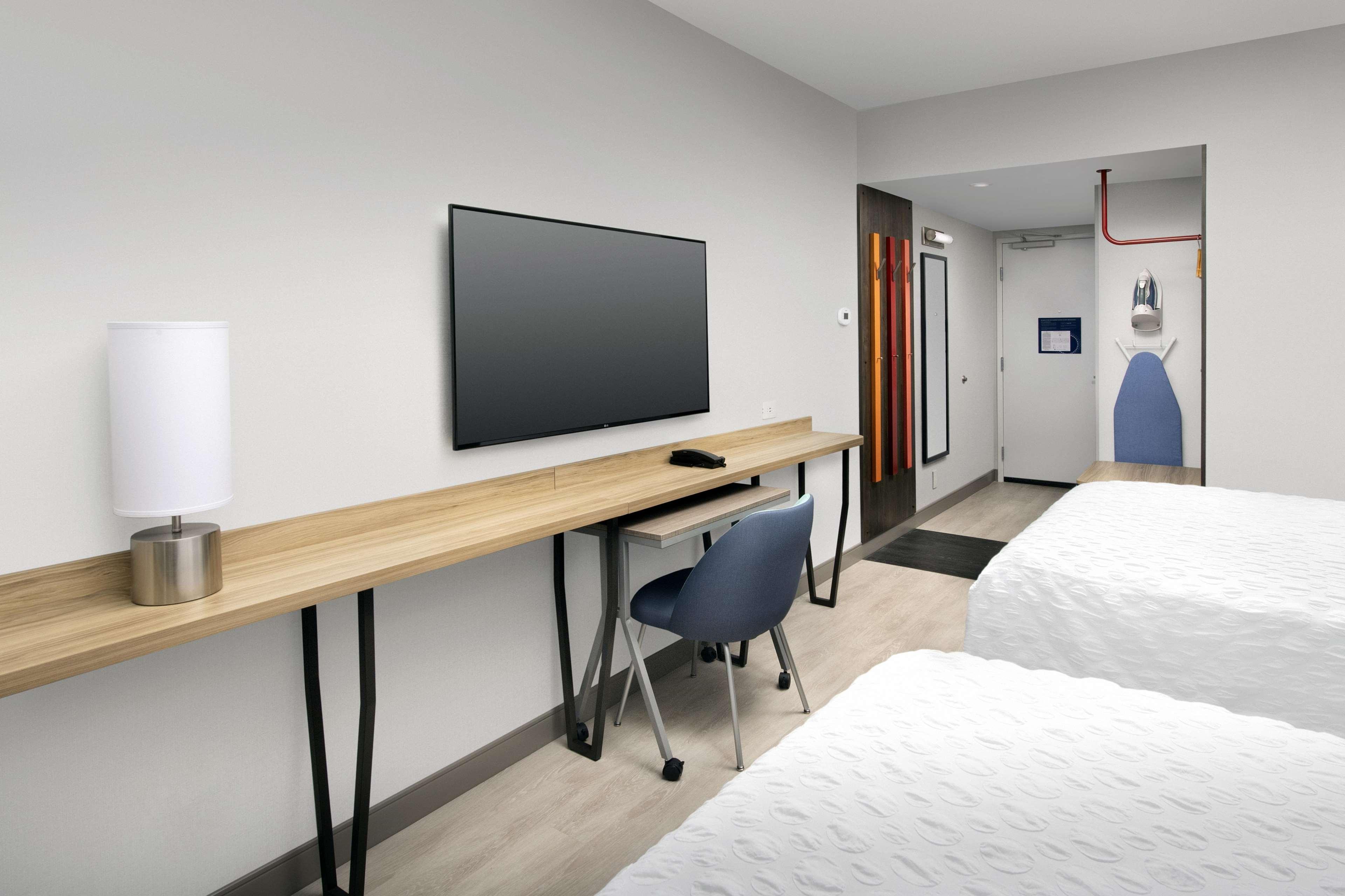 Double Two Queen Beds