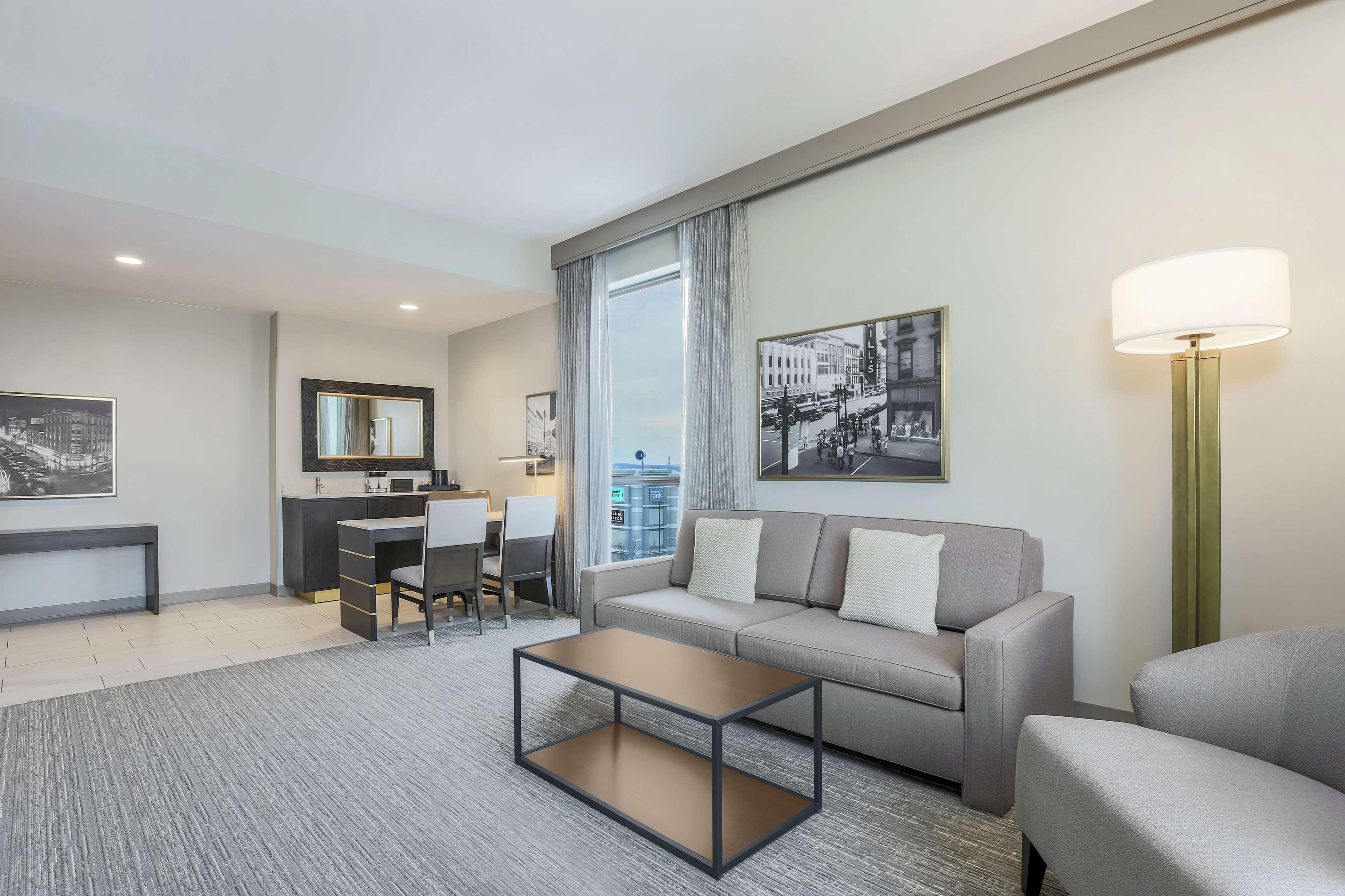 Suite Two Queen Beds