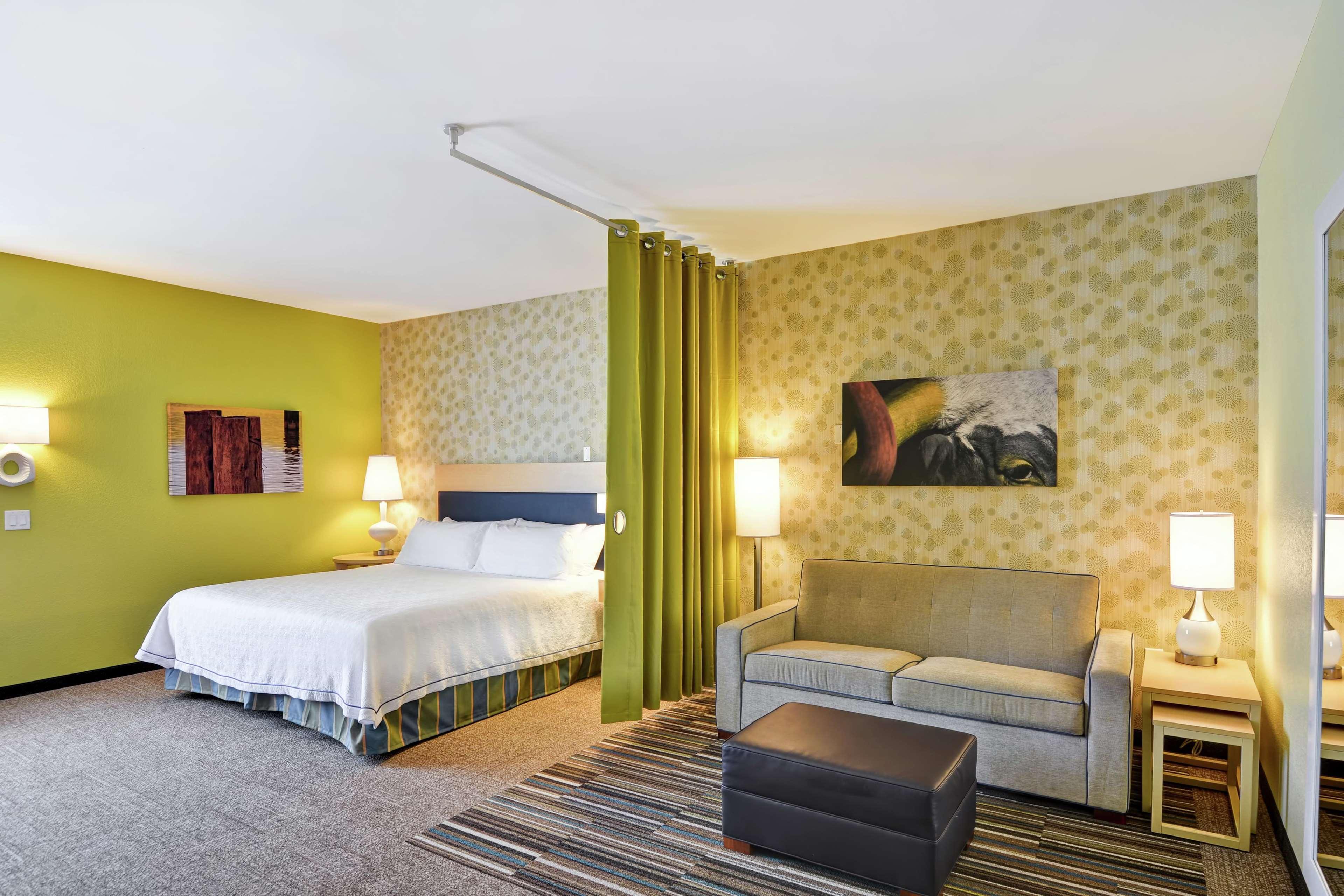 Studio King Bed Non Smoking