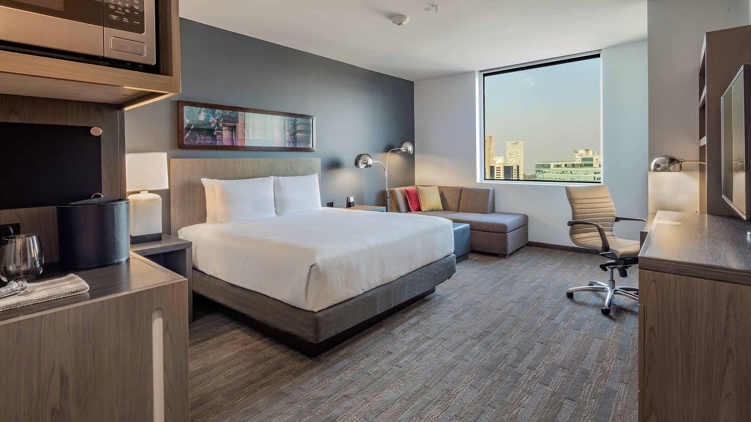 Studio Queen Size Bed