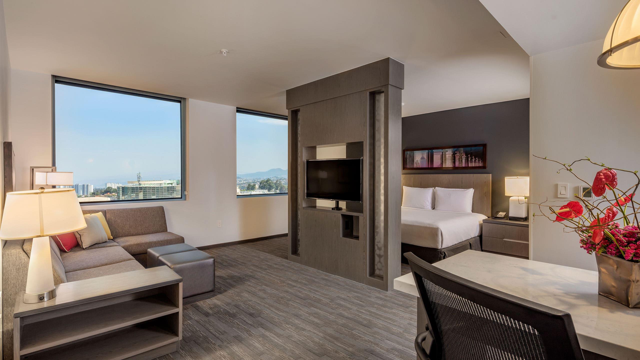 Studio King Size Bed