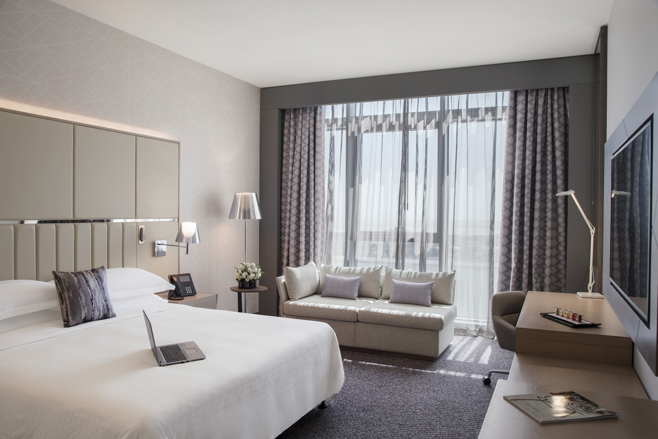 Double Club King Bed