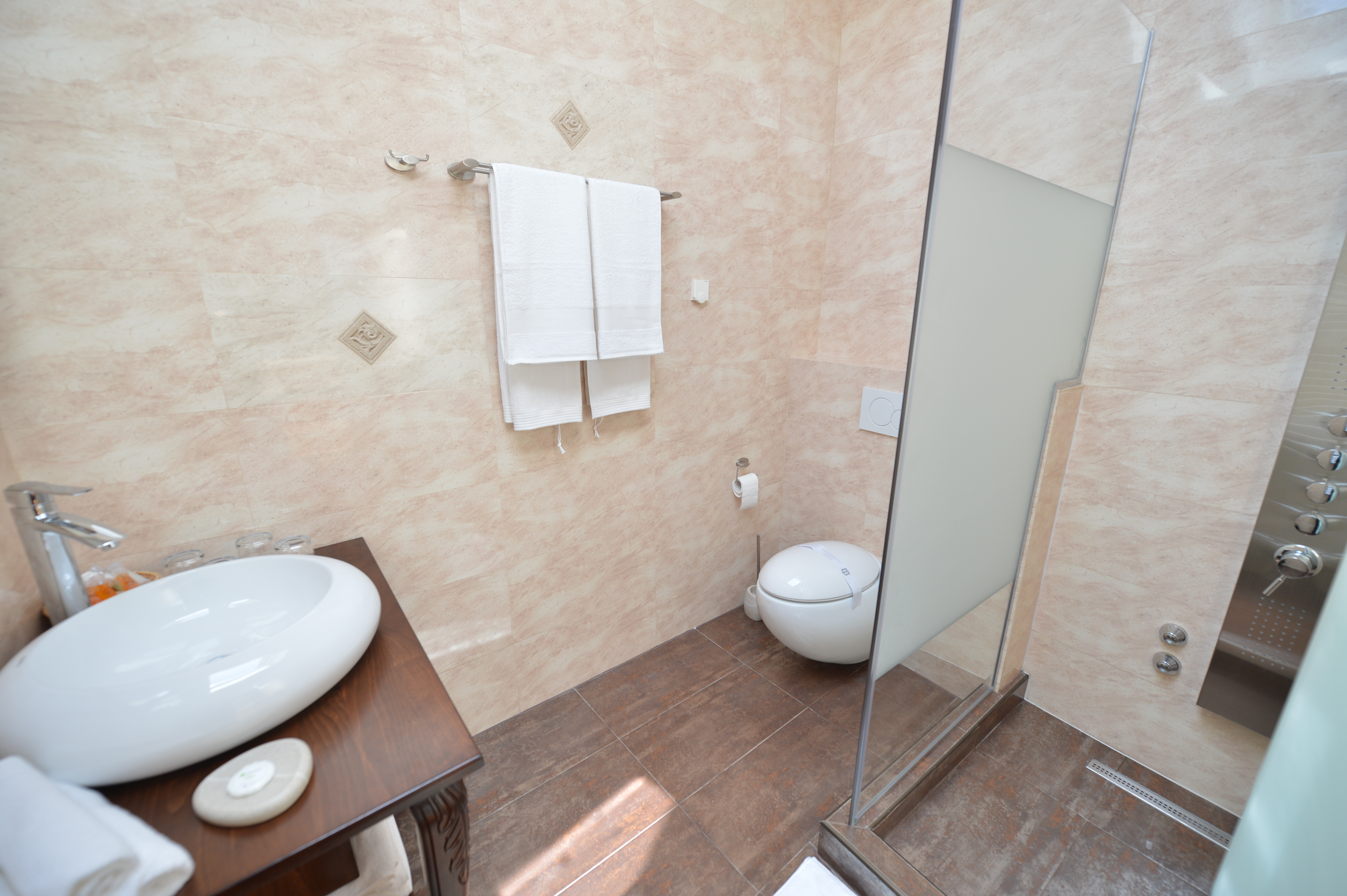 Suite Deluxe King Bed