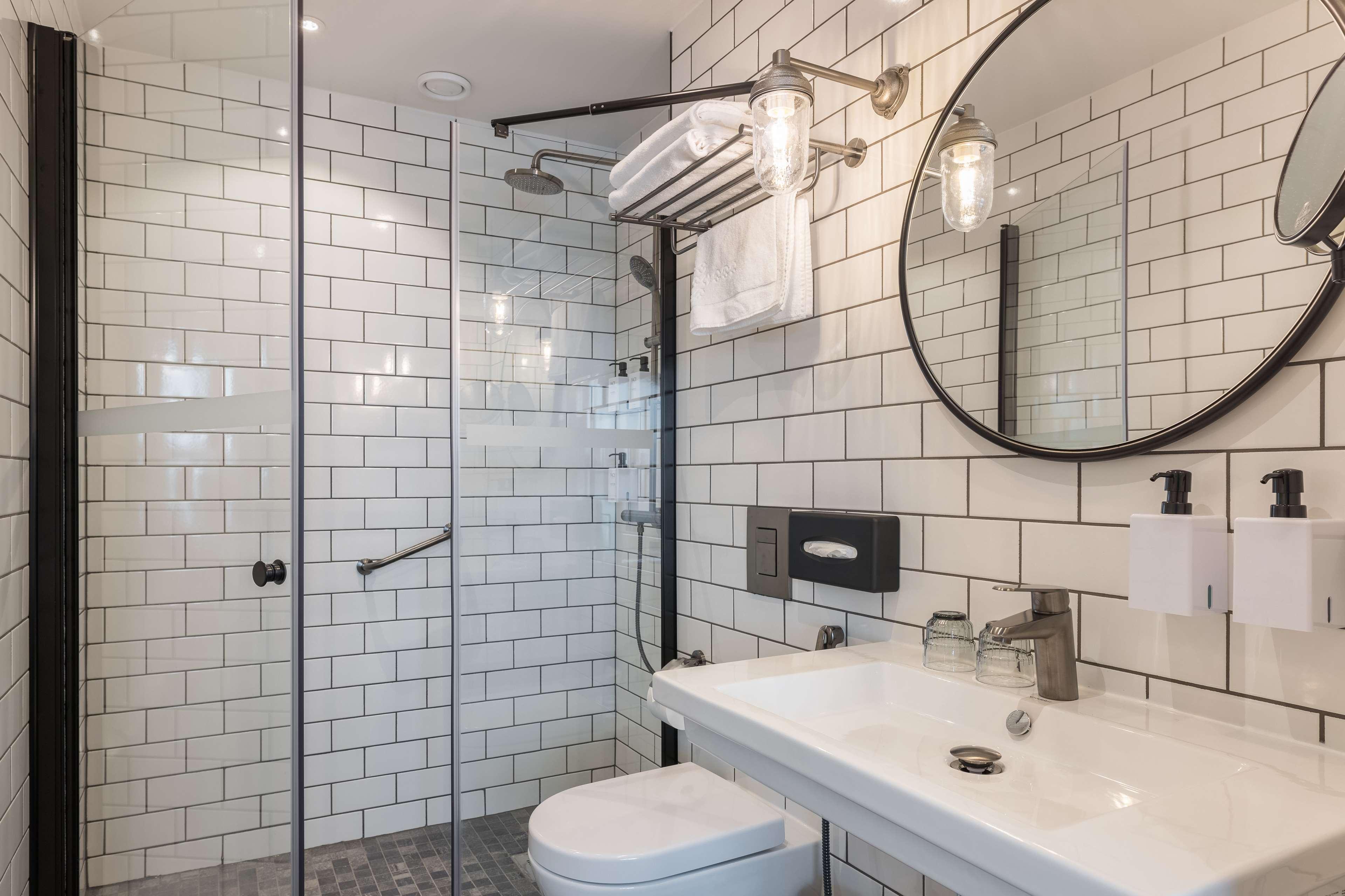 Double Superior King Bed