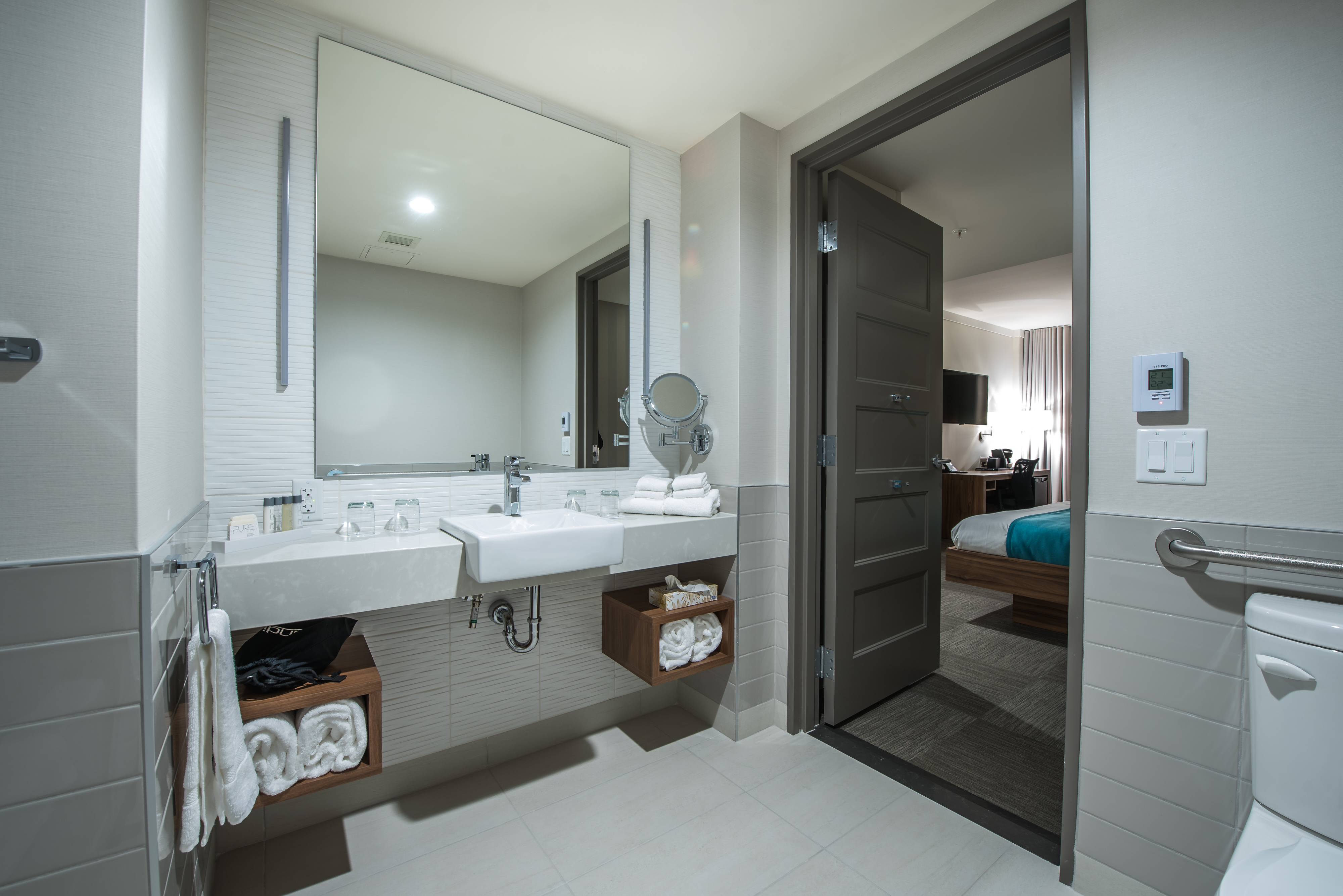 Suite Queen Size Bed