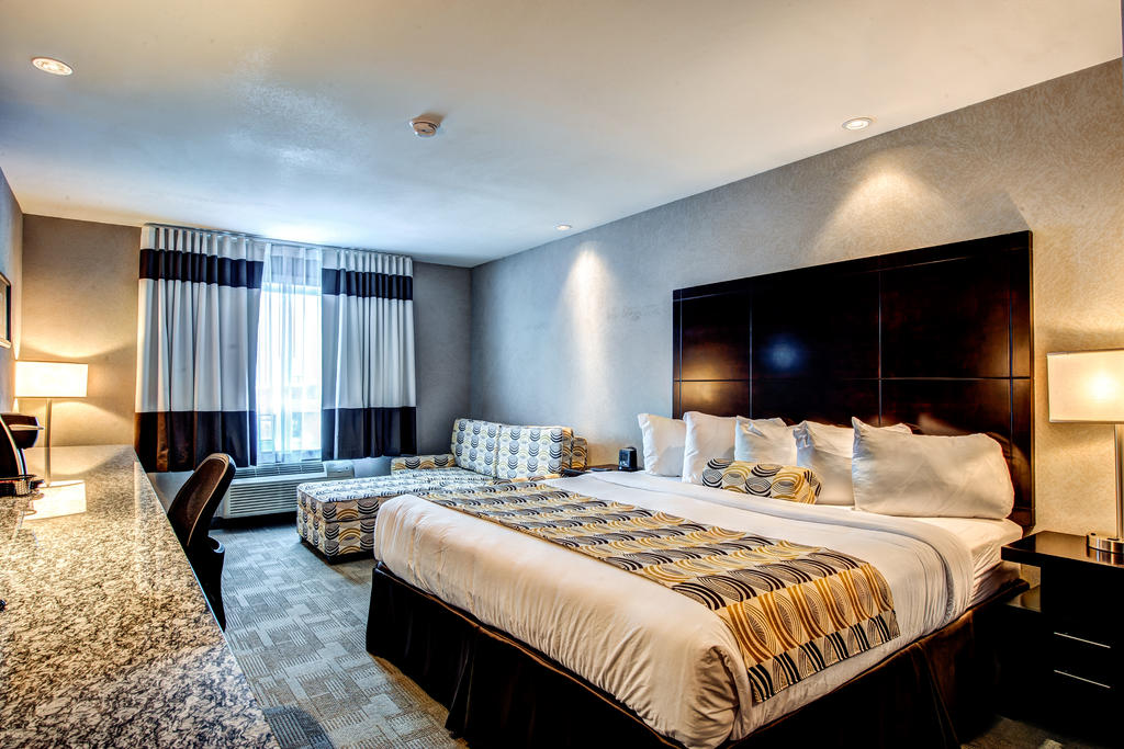 Double Two Queen Beds