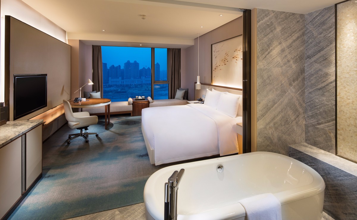 Double Executive King Bed