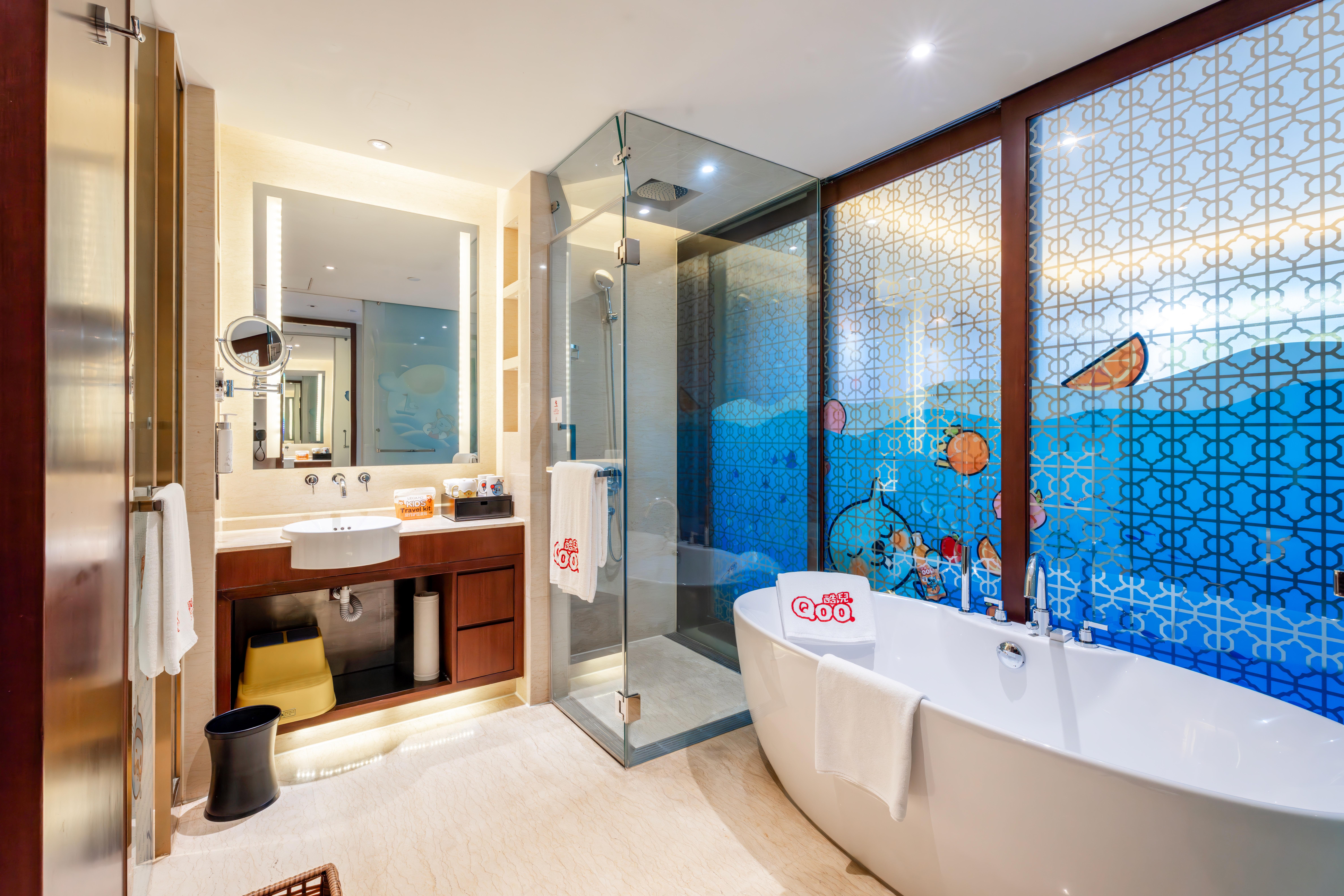 Double King Size Bed