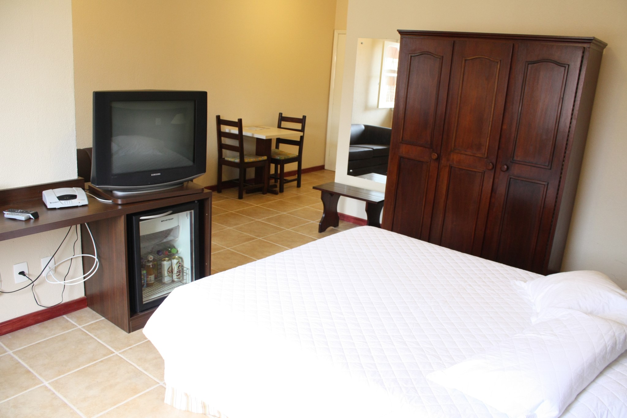 Suite Capacity 2