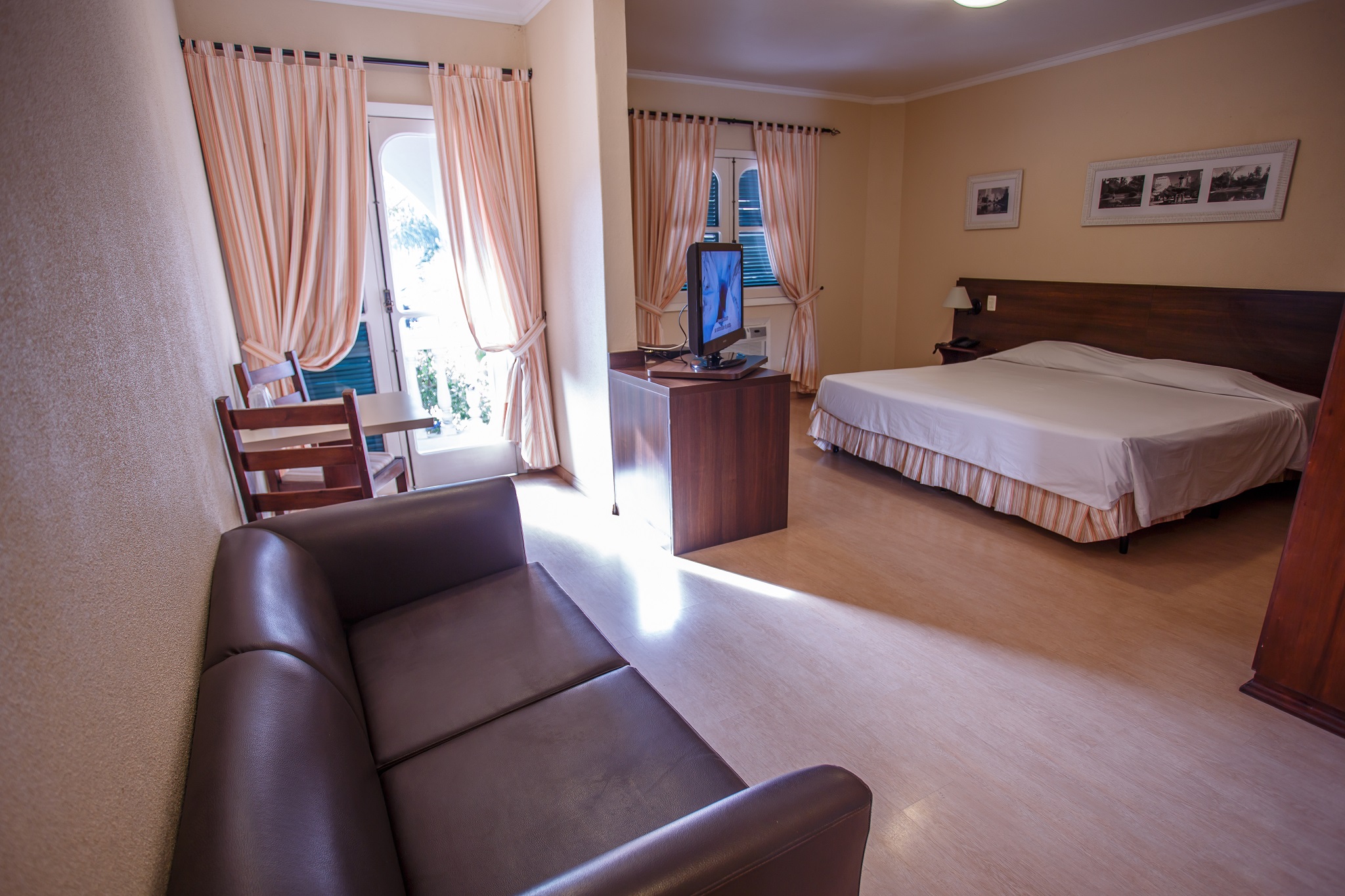 Suite Capacity 3