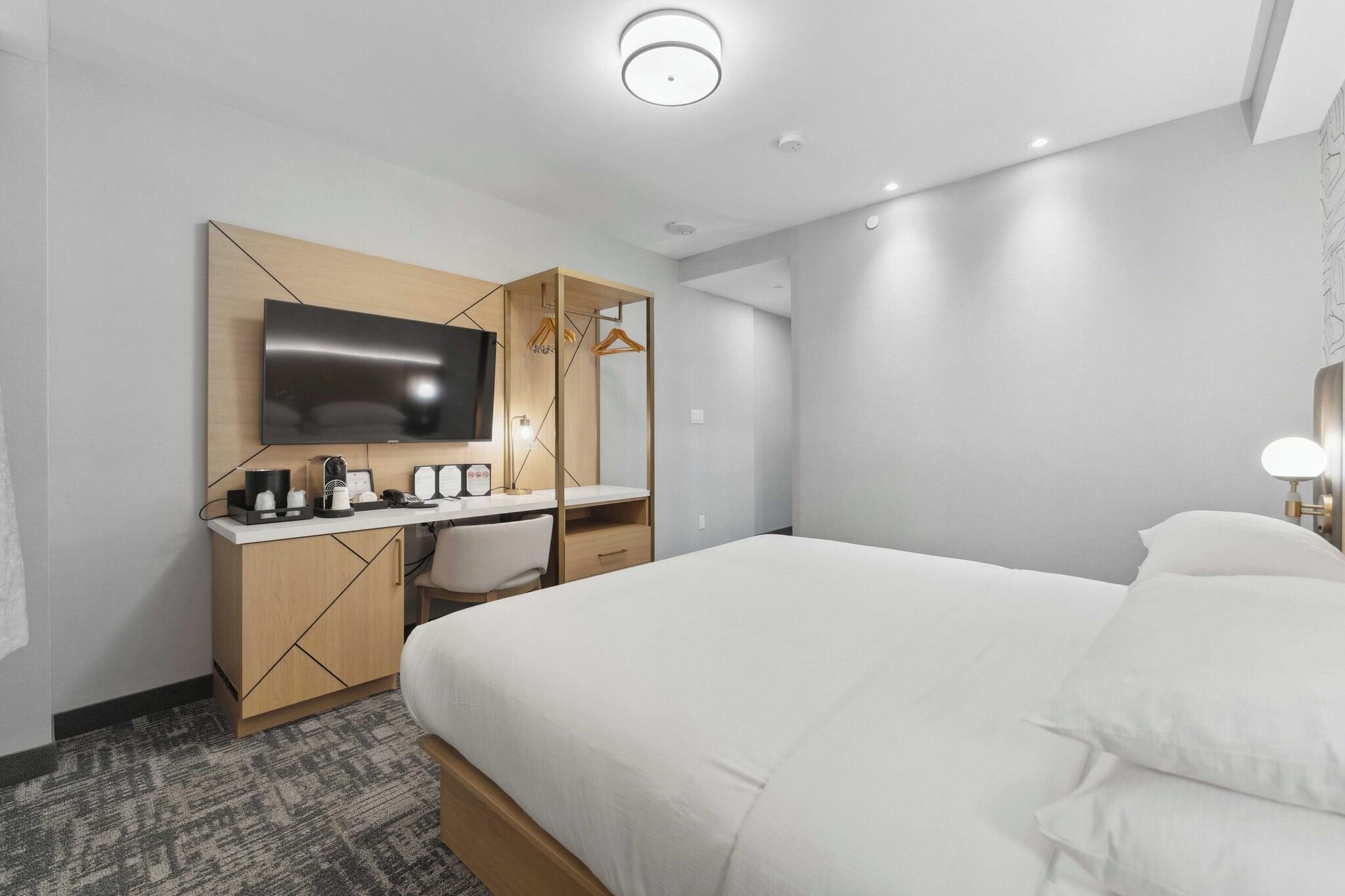 Double Inner-king Size Bed