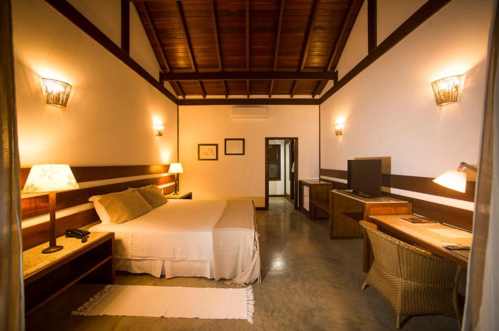 Bungalow Garden View King Bed