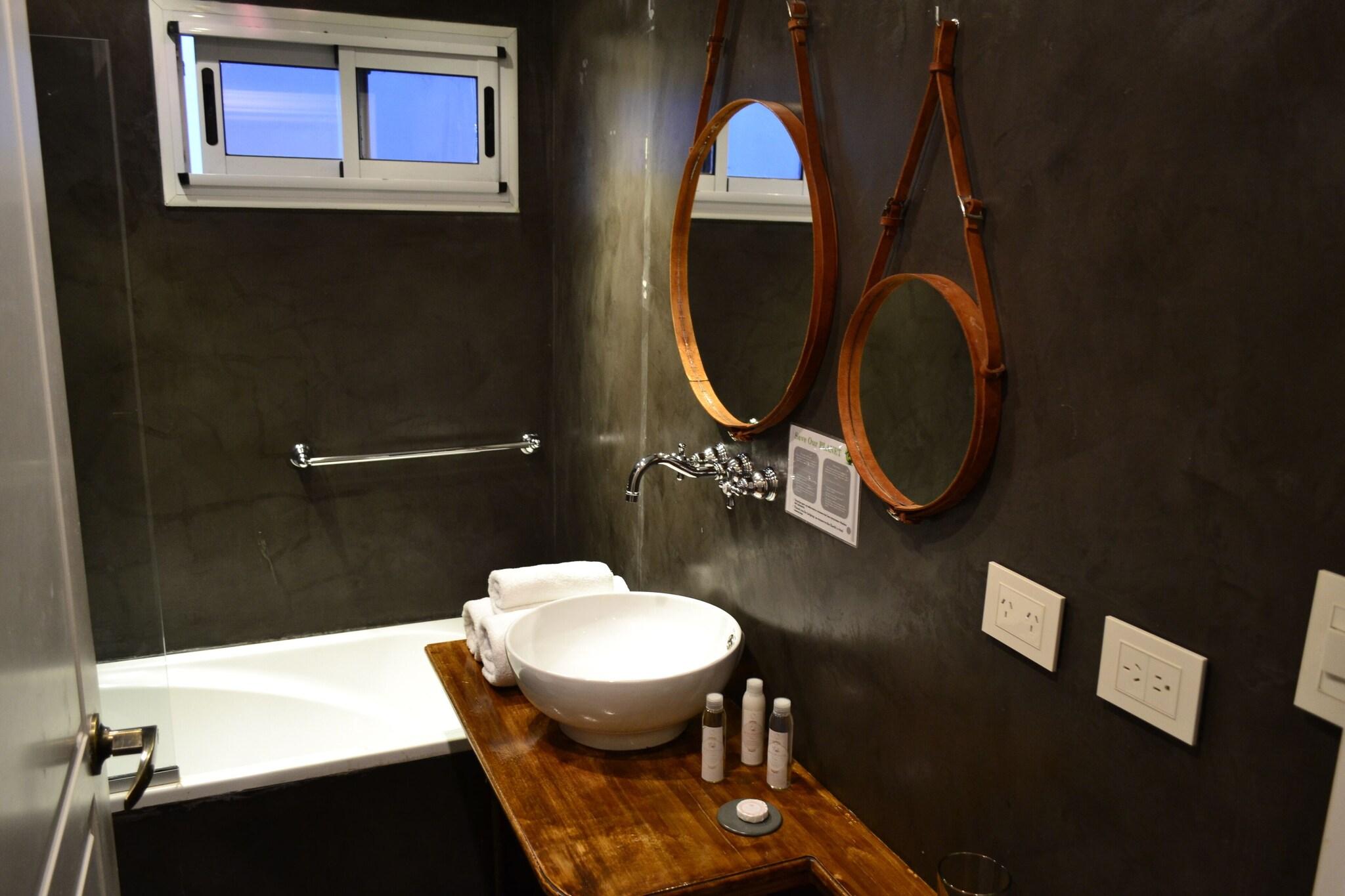 Double or Twin Deluxe Two Beds