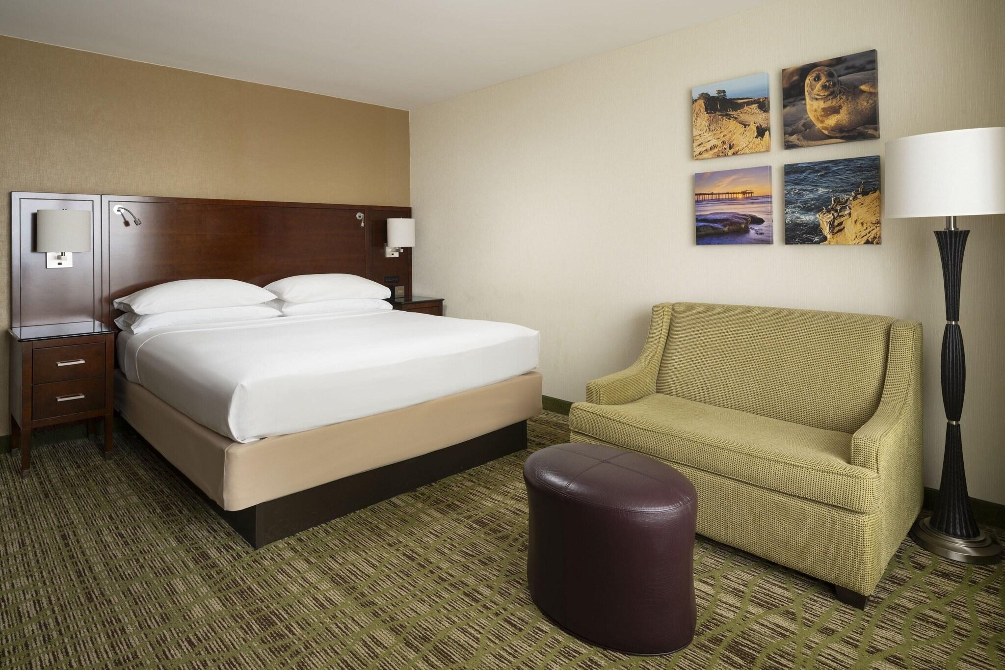 Double Deluxe Queen Bed