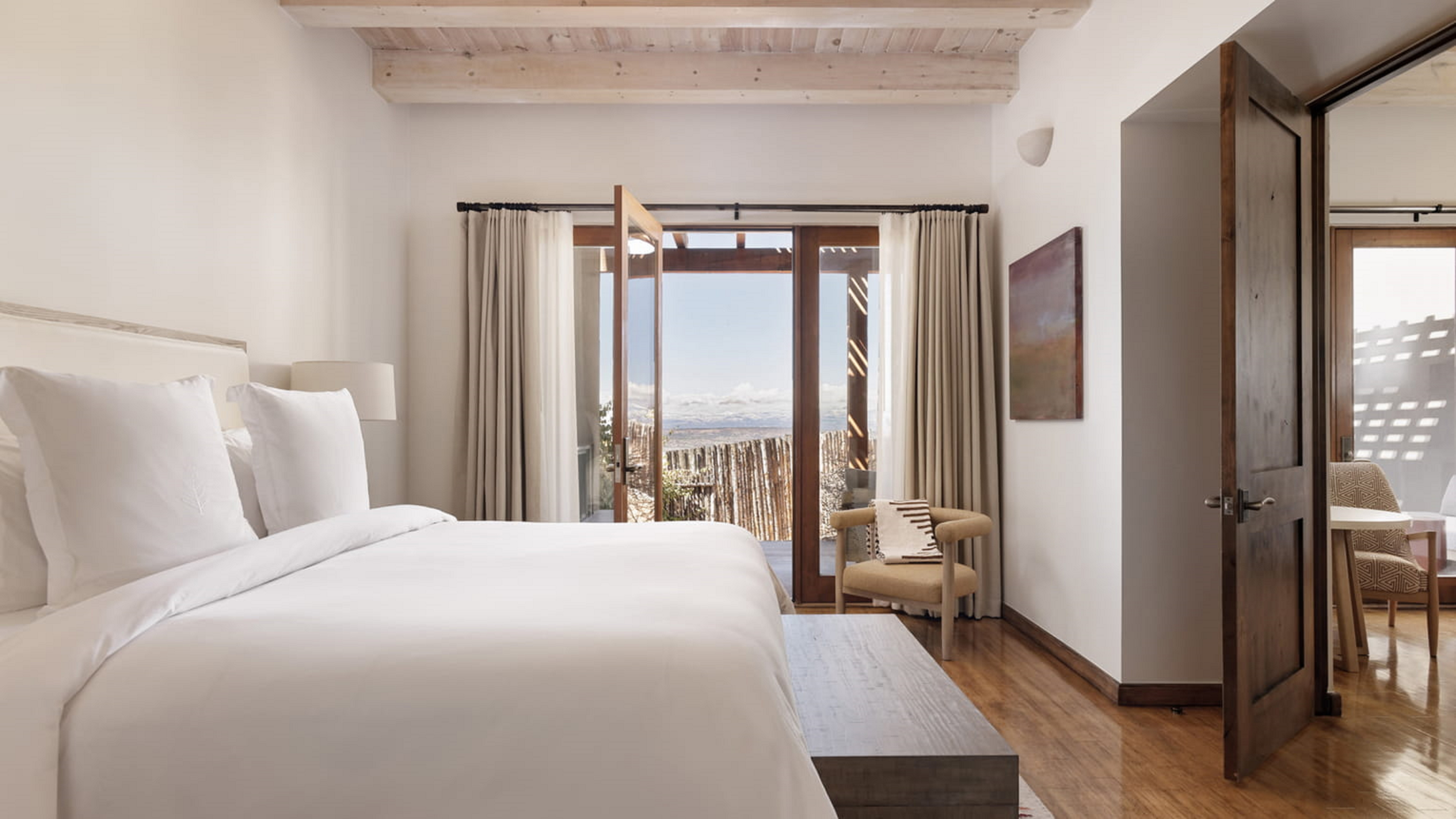 Room Deluxe Two Queen Beds