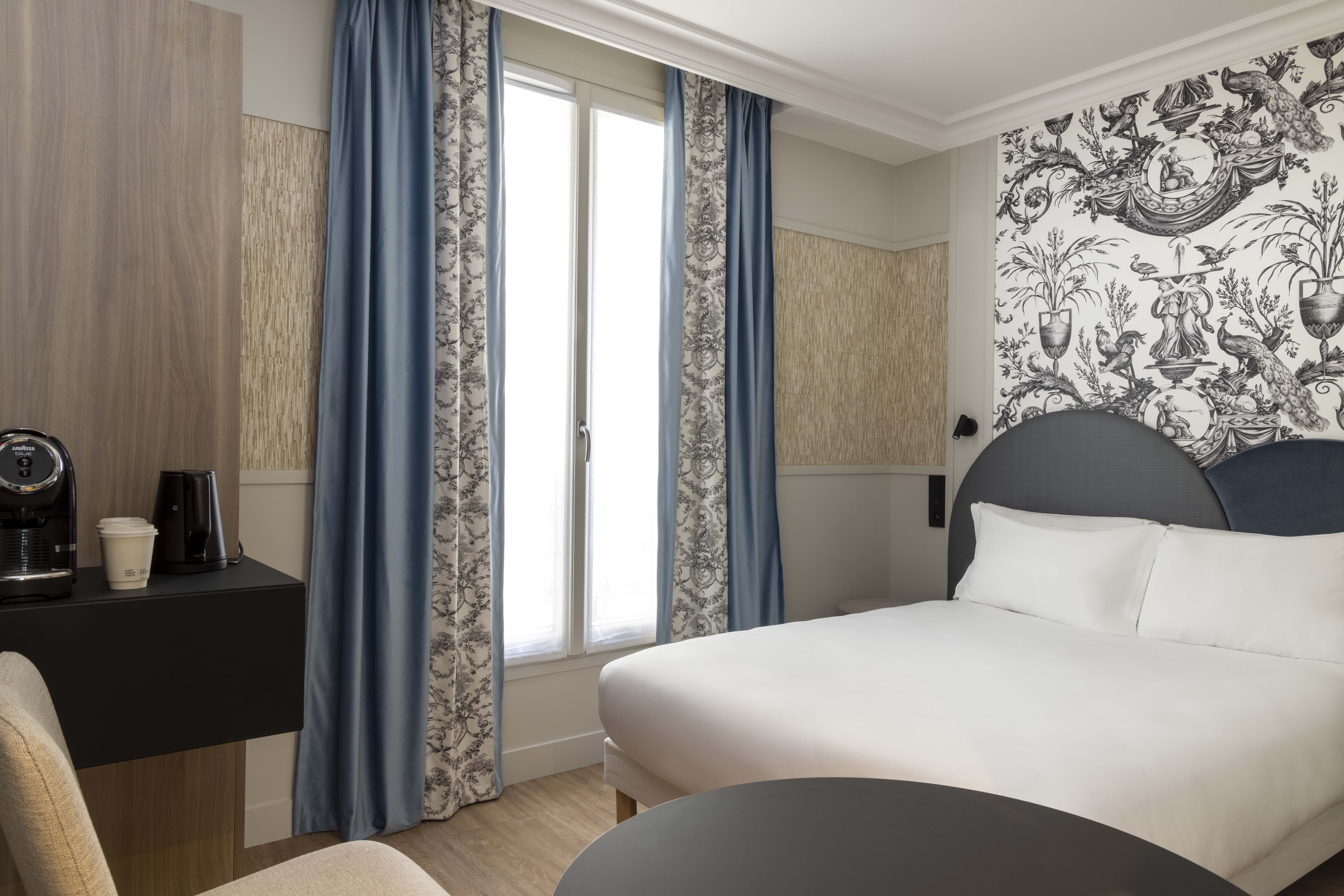 Quadruple Connecting Room