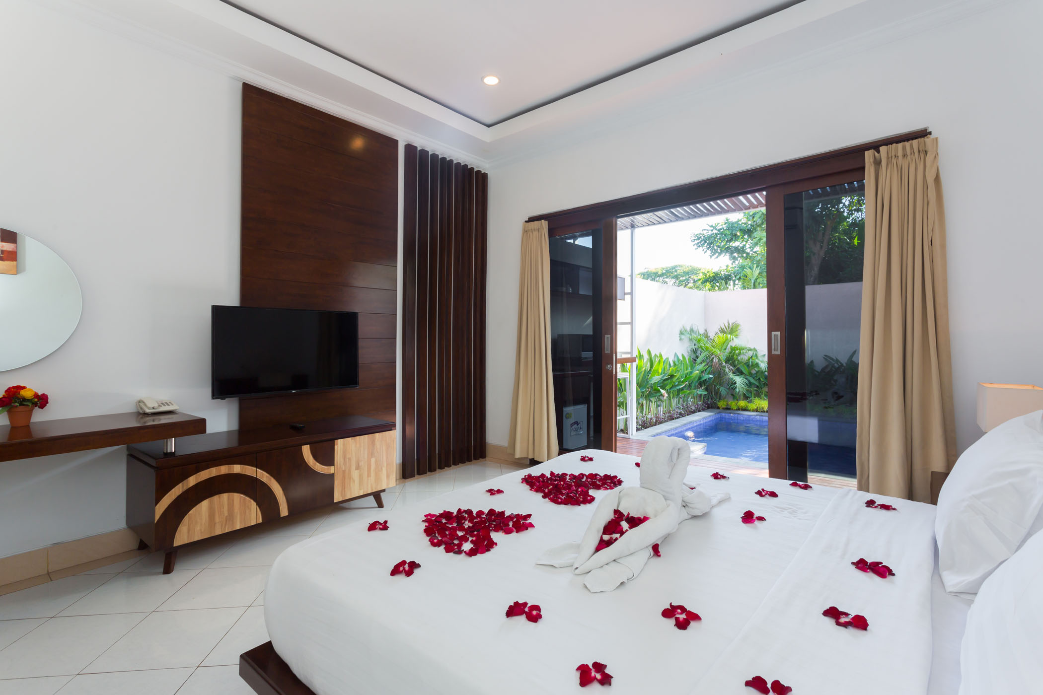 Villa Pool View One Bedroom