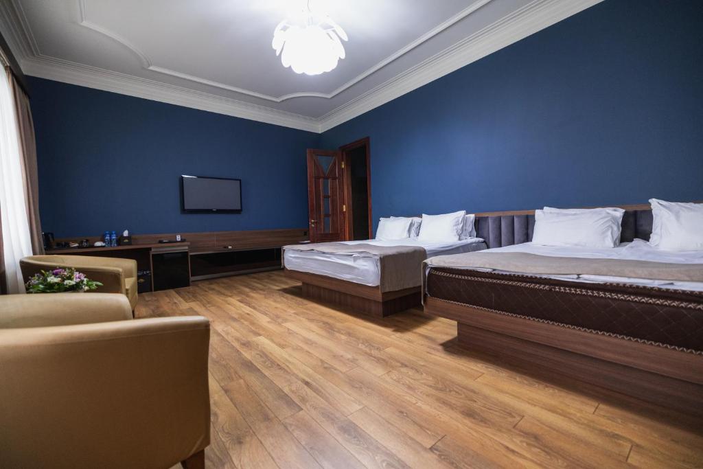 Family Room Standard