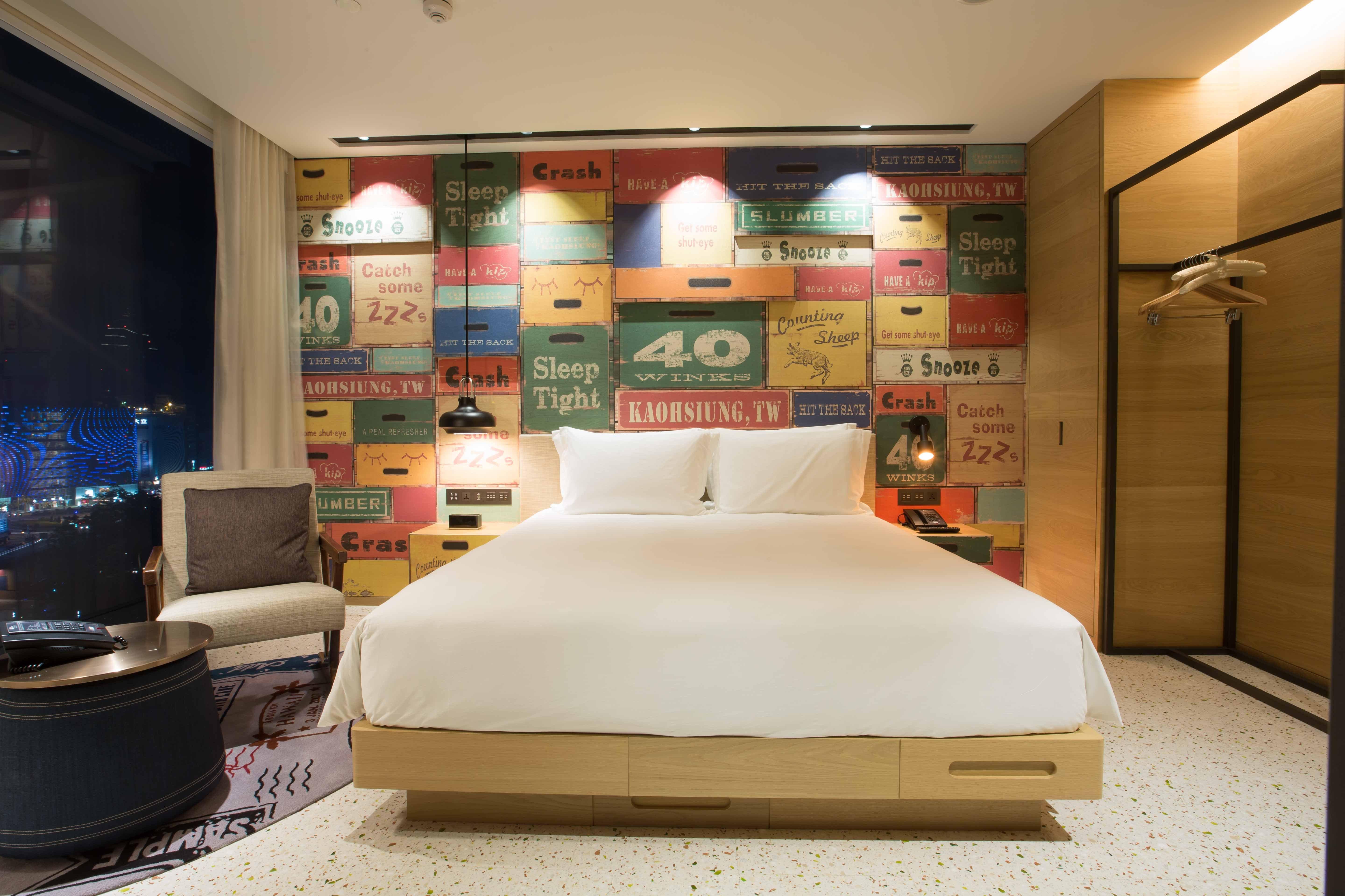 Double City View King Bed