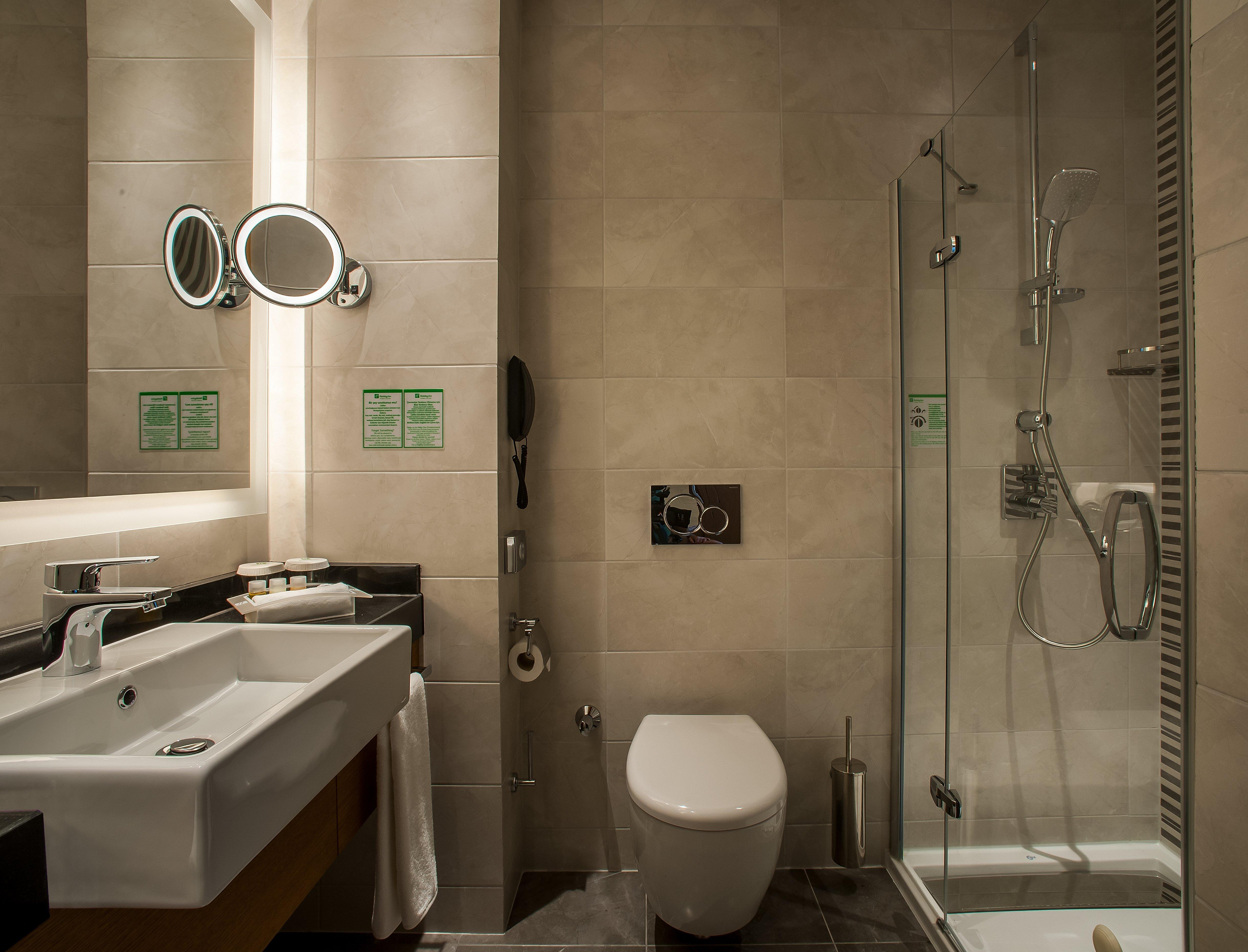 Double Queen Size Bed