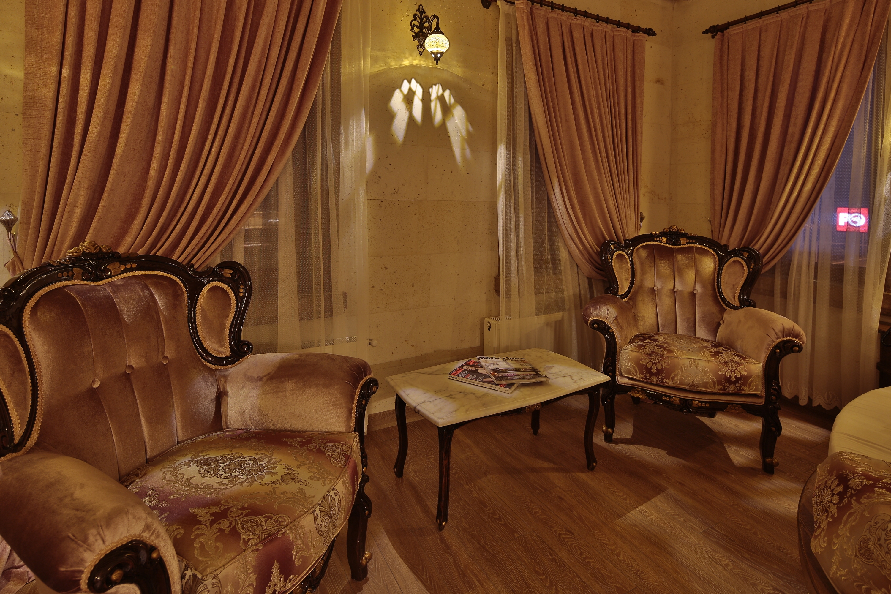 Suite Deluxe King Bed