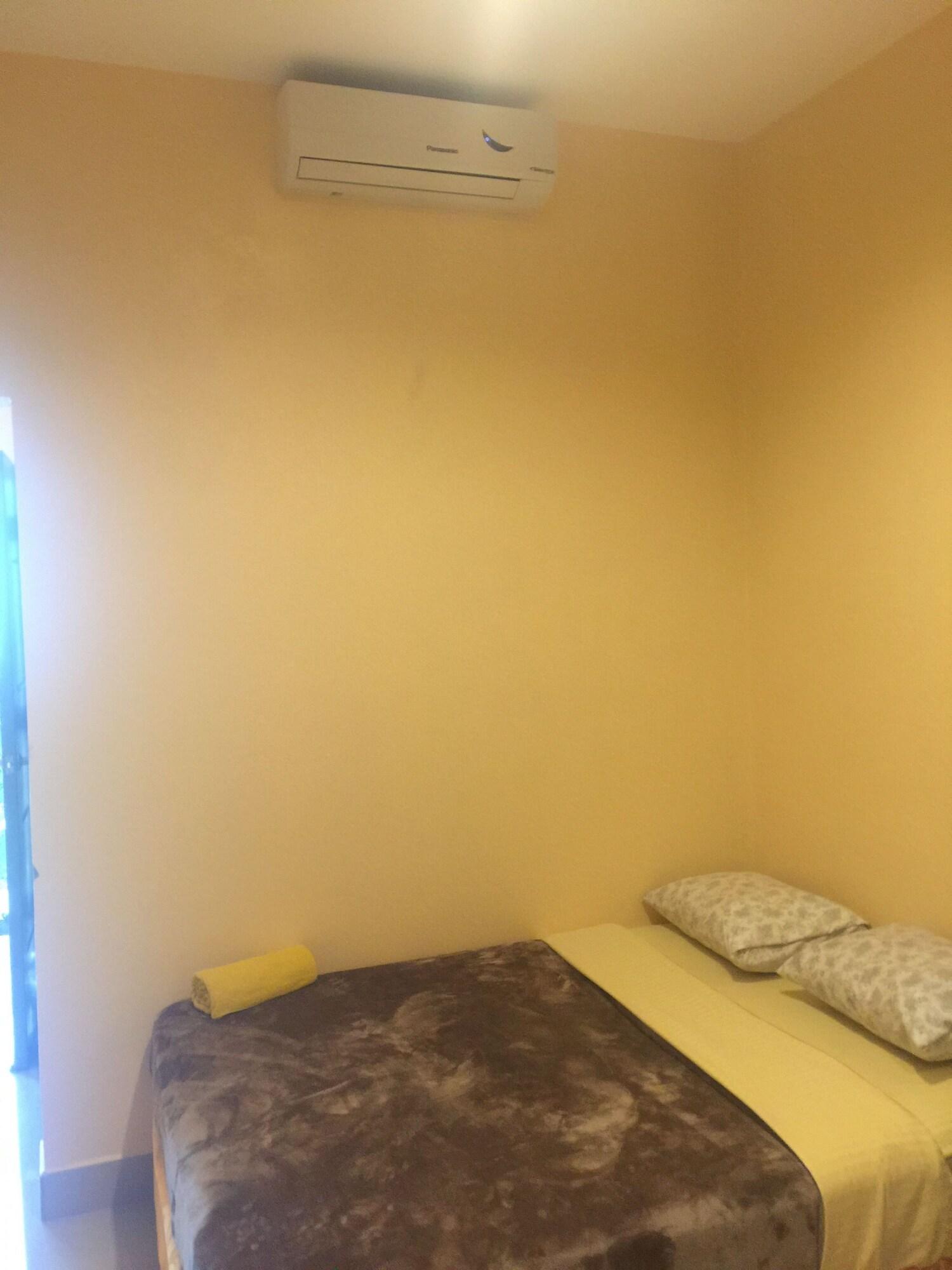 Studio Two Double Beds