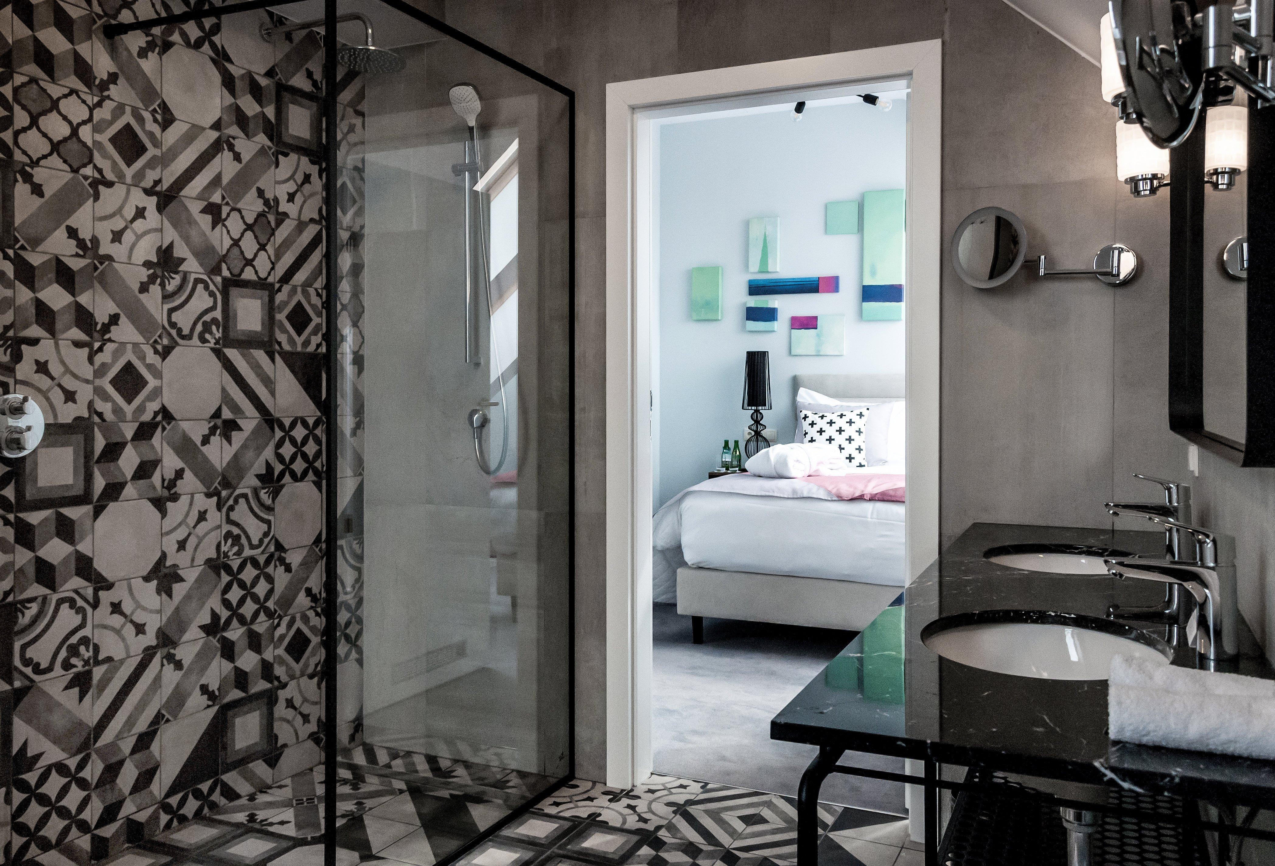 Suite King Bed One Bedroom 