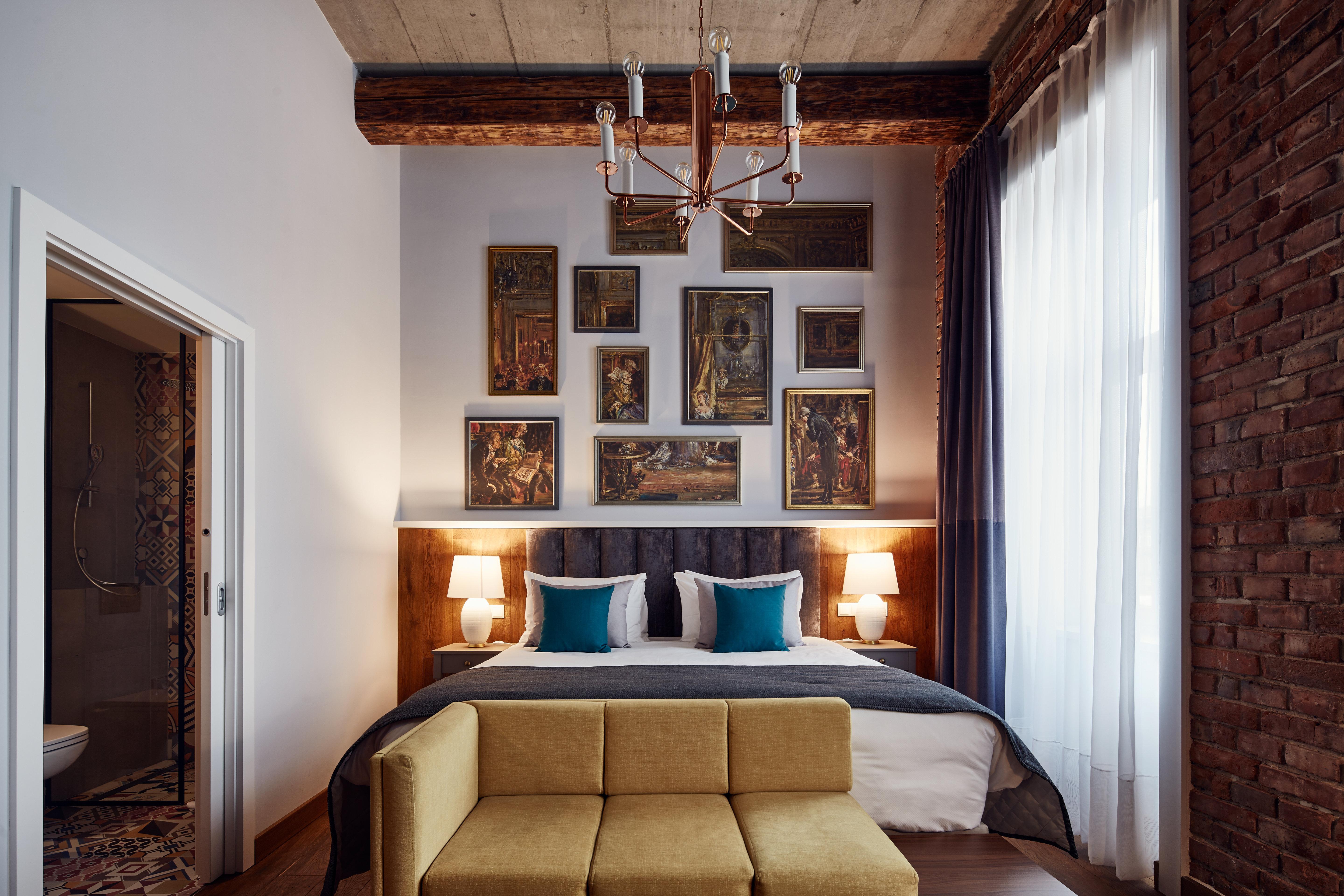 Double King Size Bed