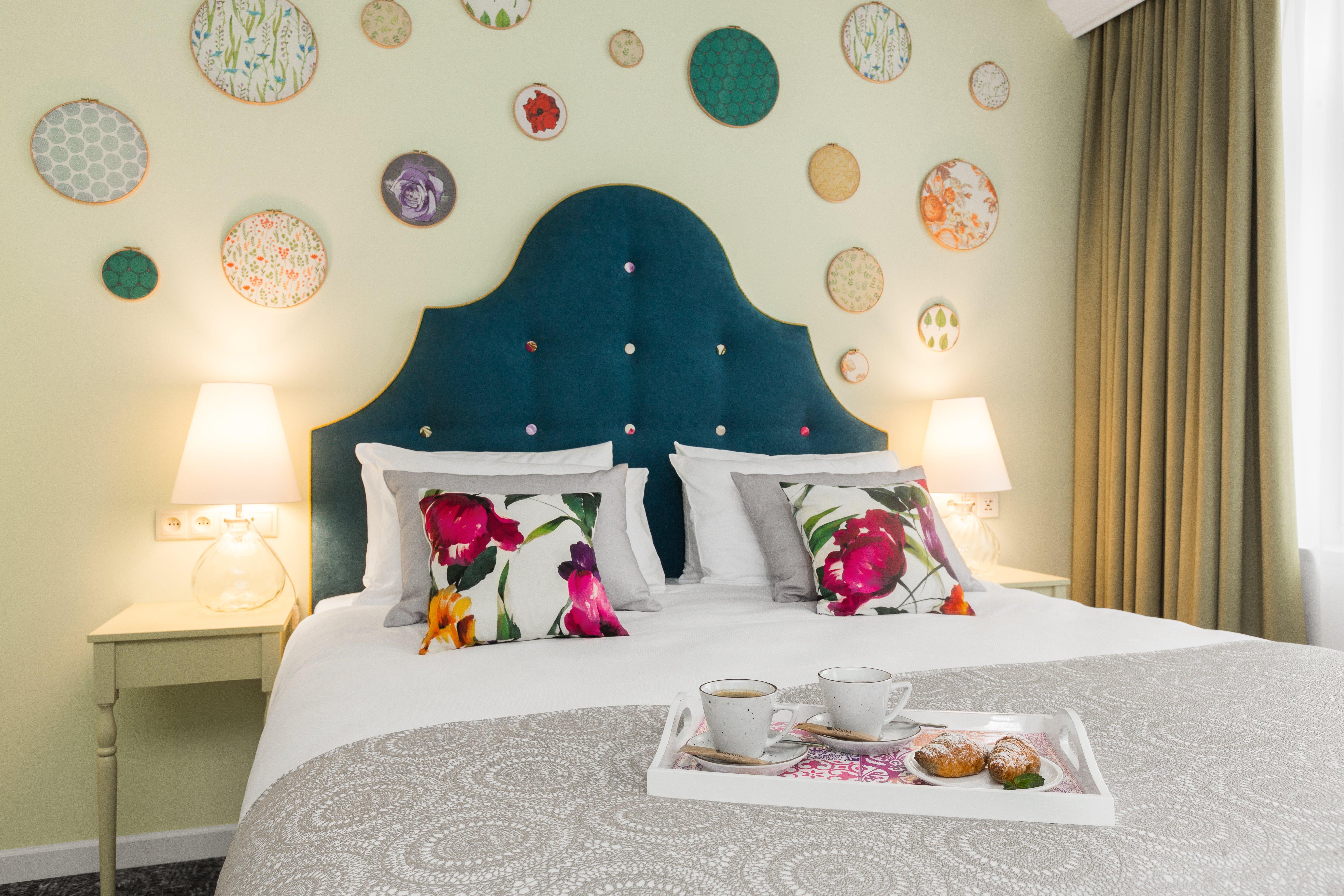 Double Queen Size Bed