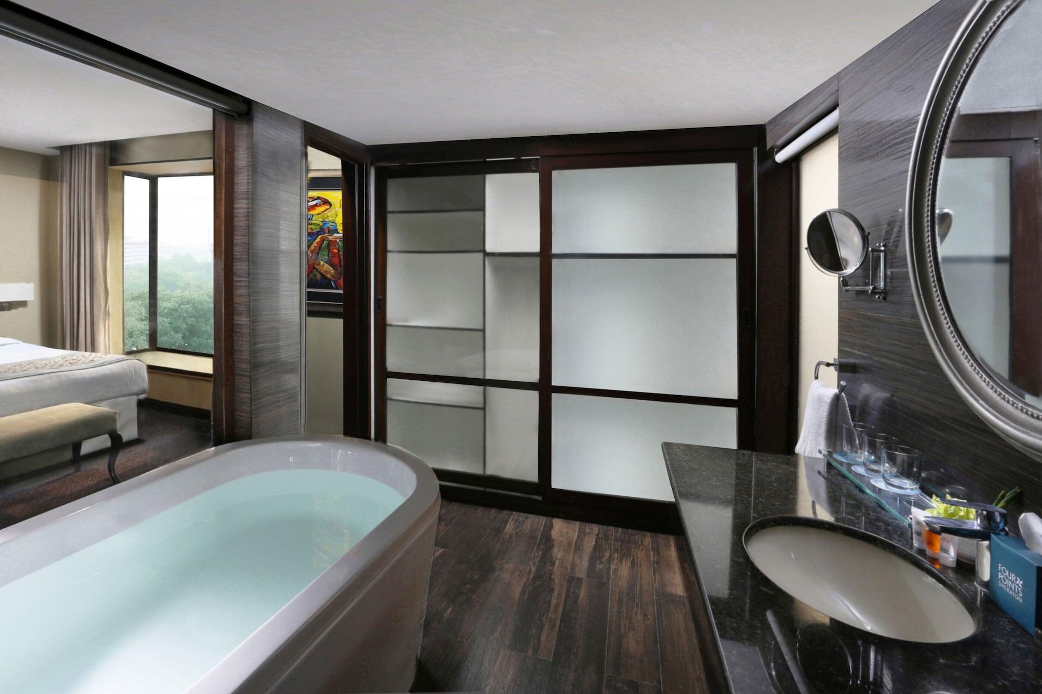 Suite Executive King Bed