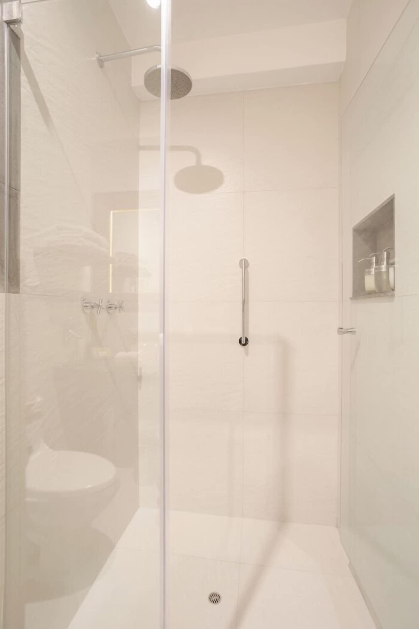 Double Superior King Bed