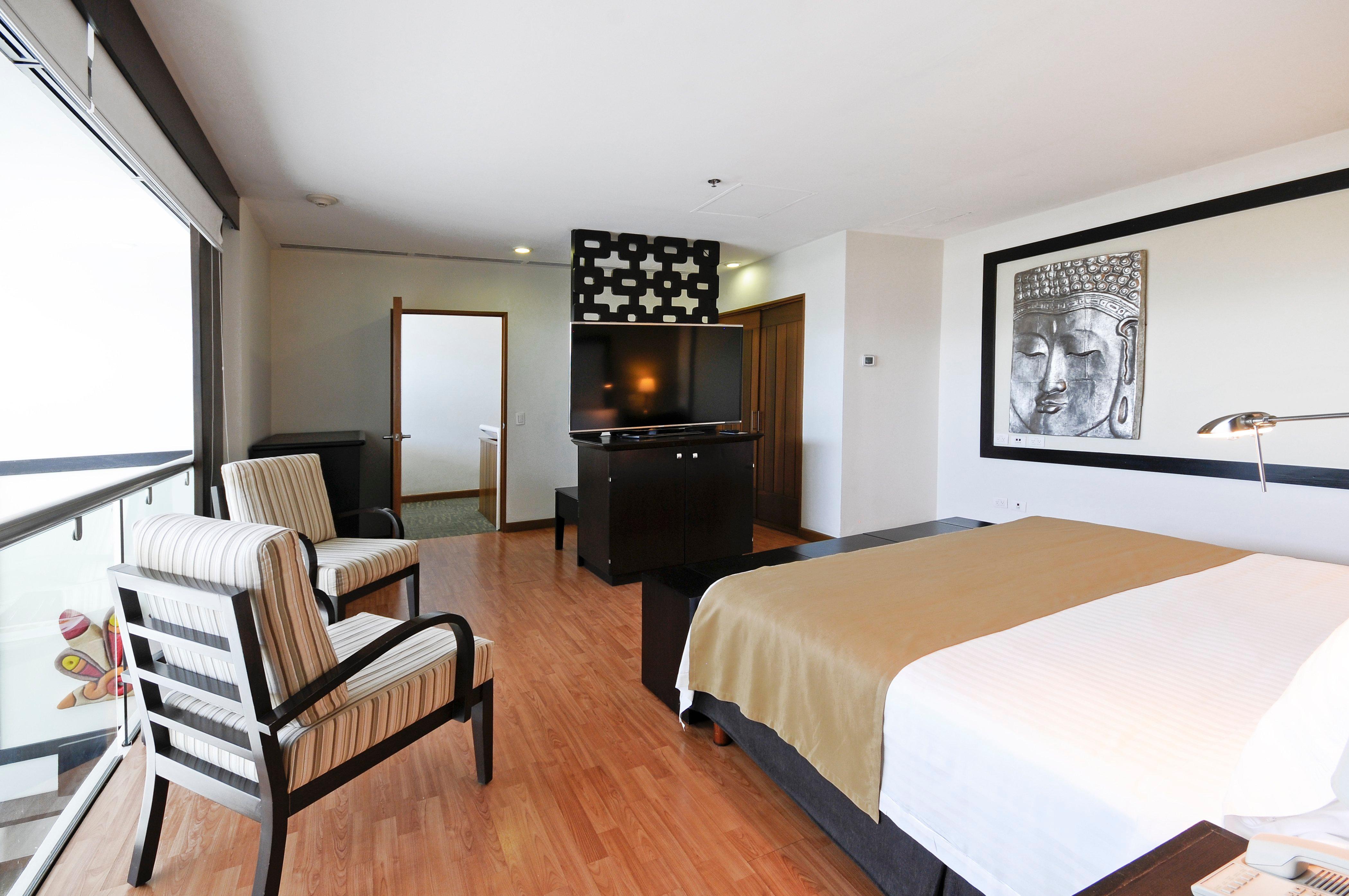 Suite King Bed One Bedroom 