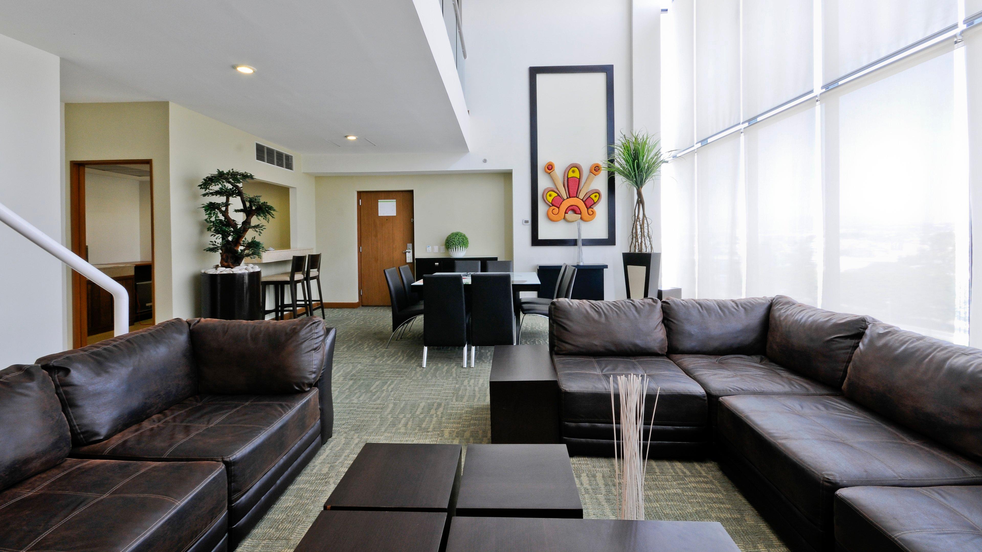 Suite King Bed One Bedroom 