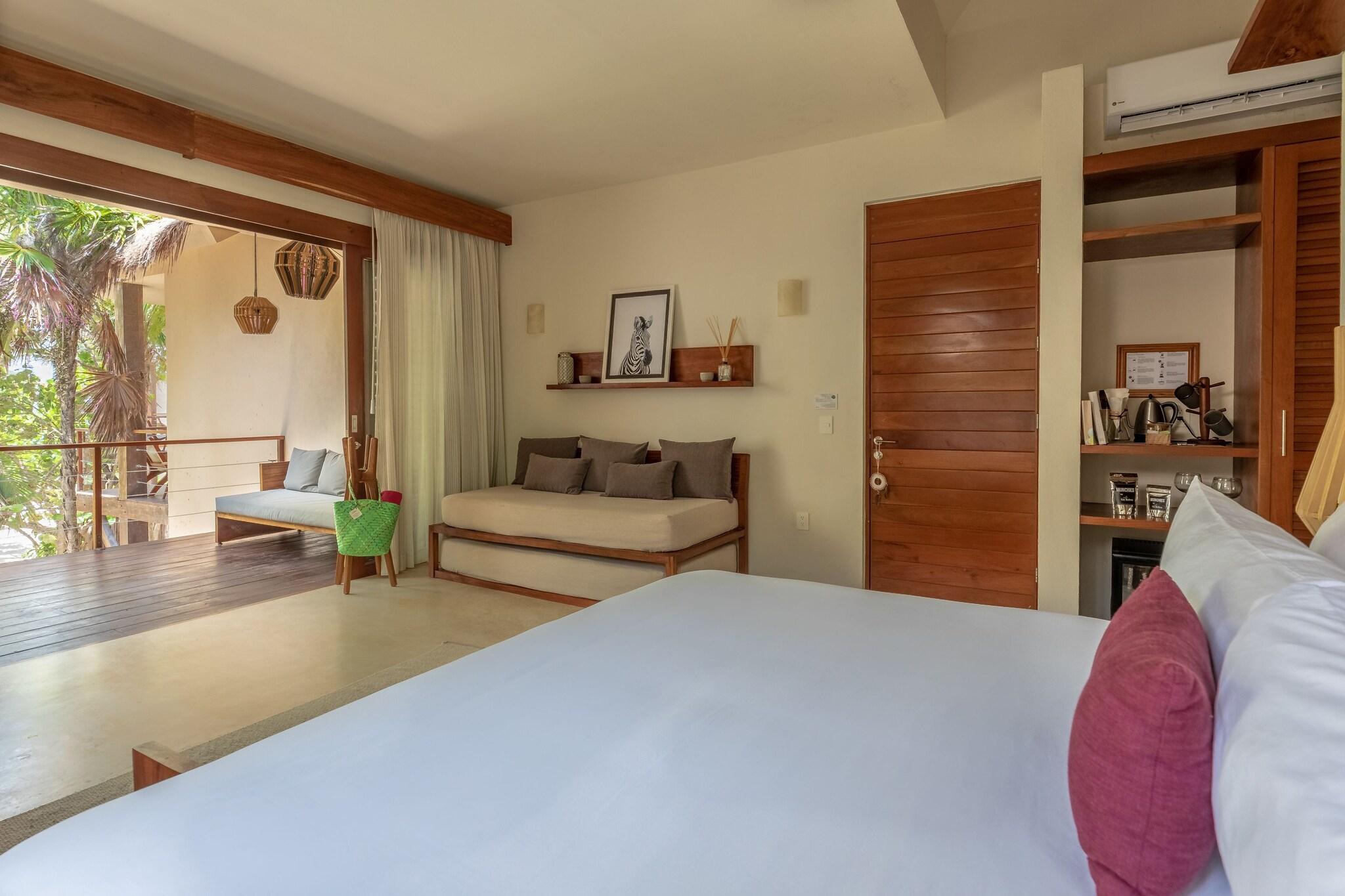 Suite Garden View King Bed