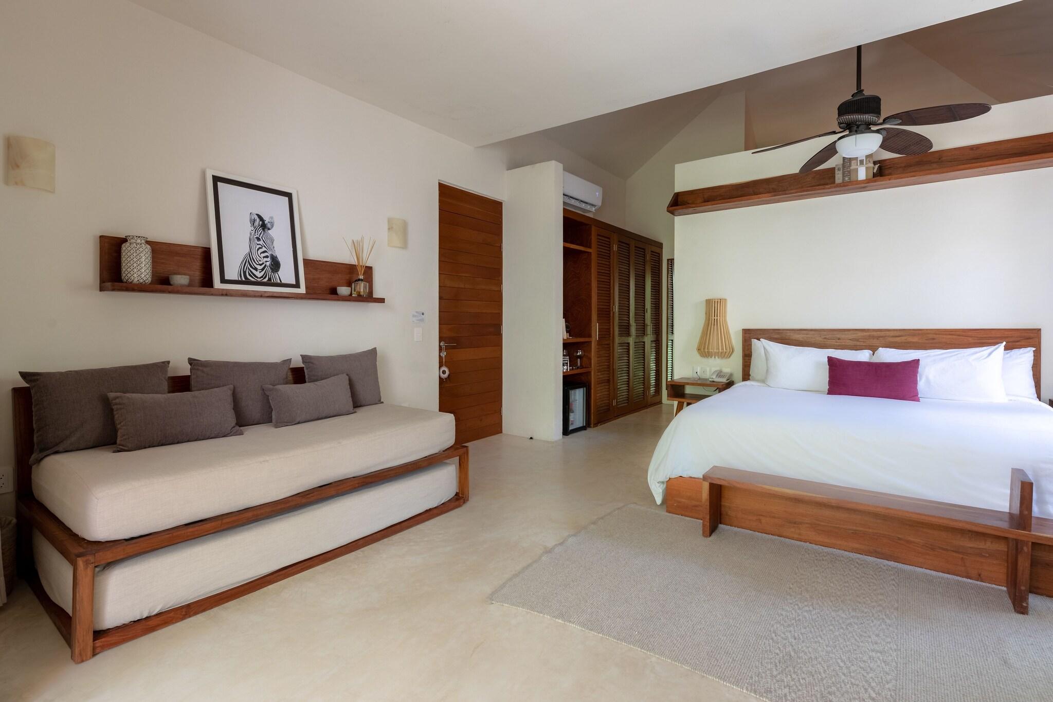 Suite Garden View King Bed