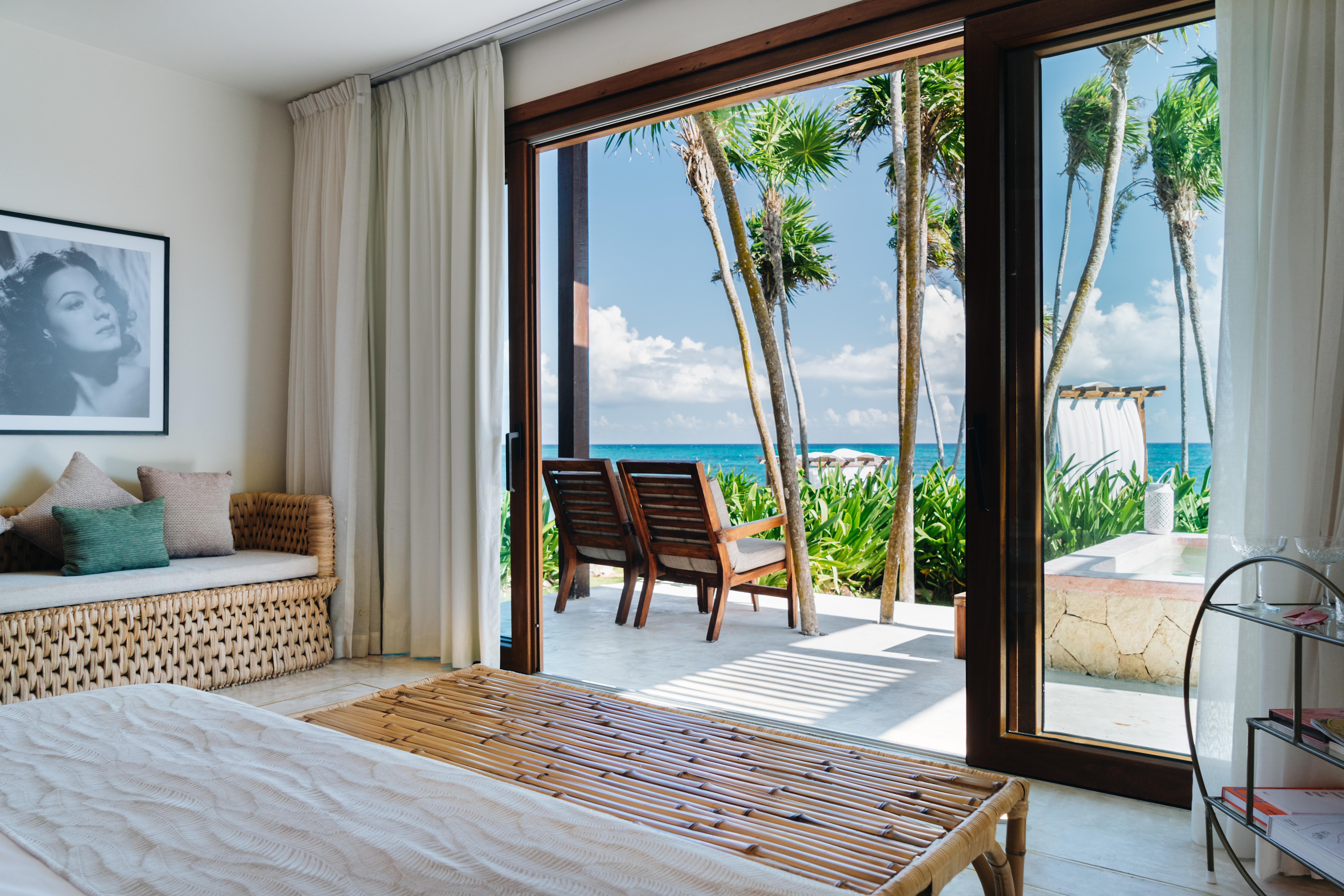 Room Ocean Front King Bed