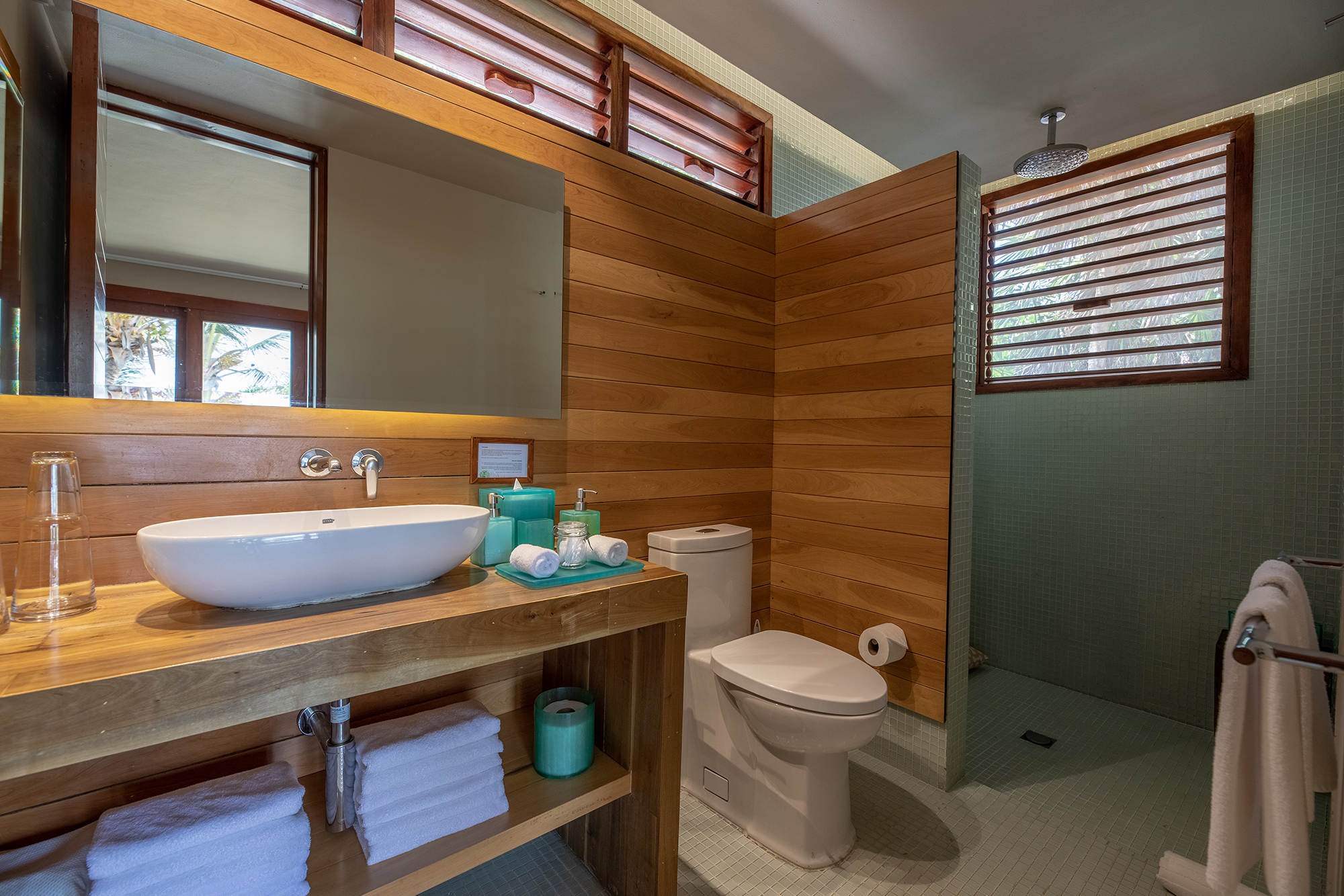 Room Partial Ocean View King Bed