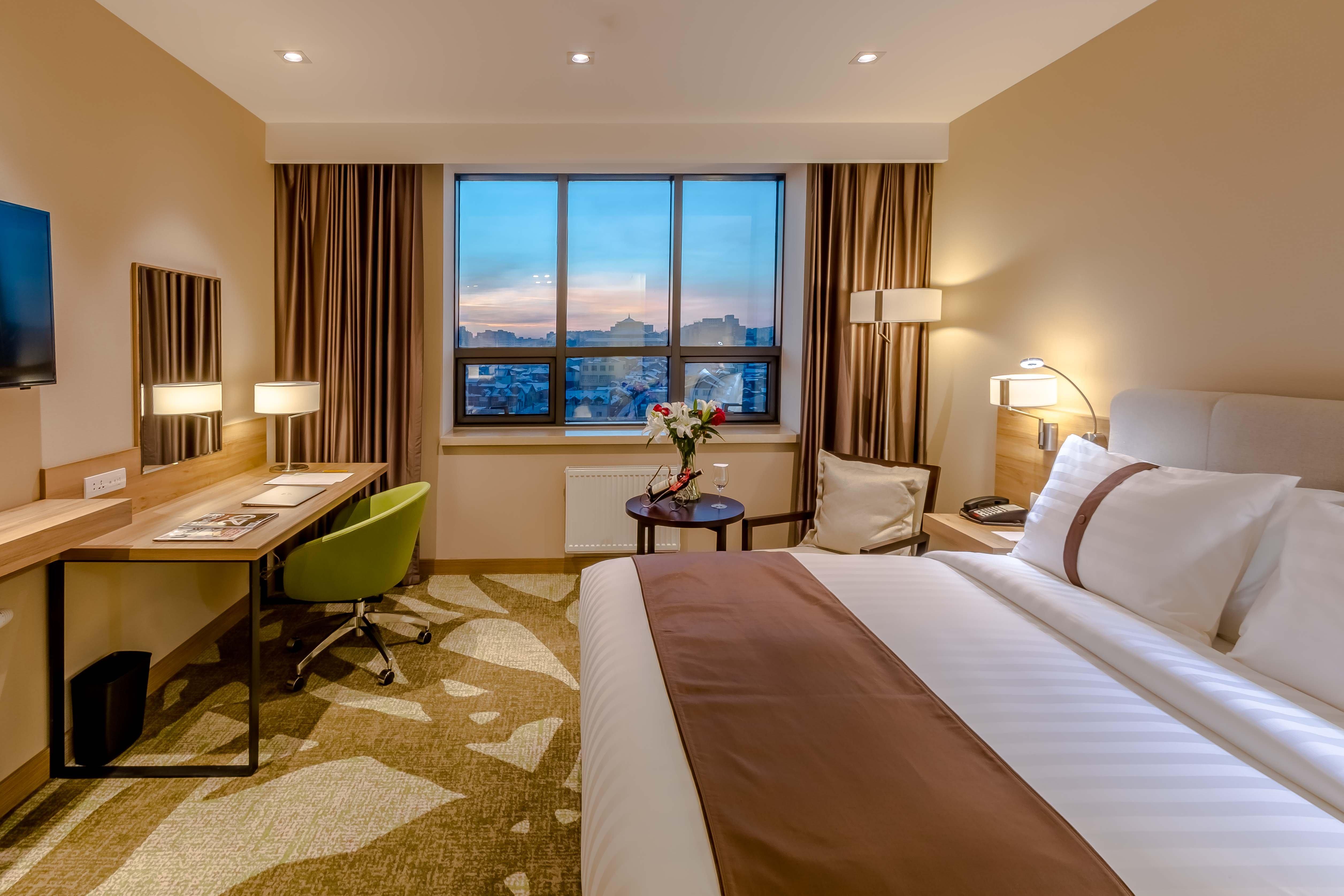 Double King Size Bed