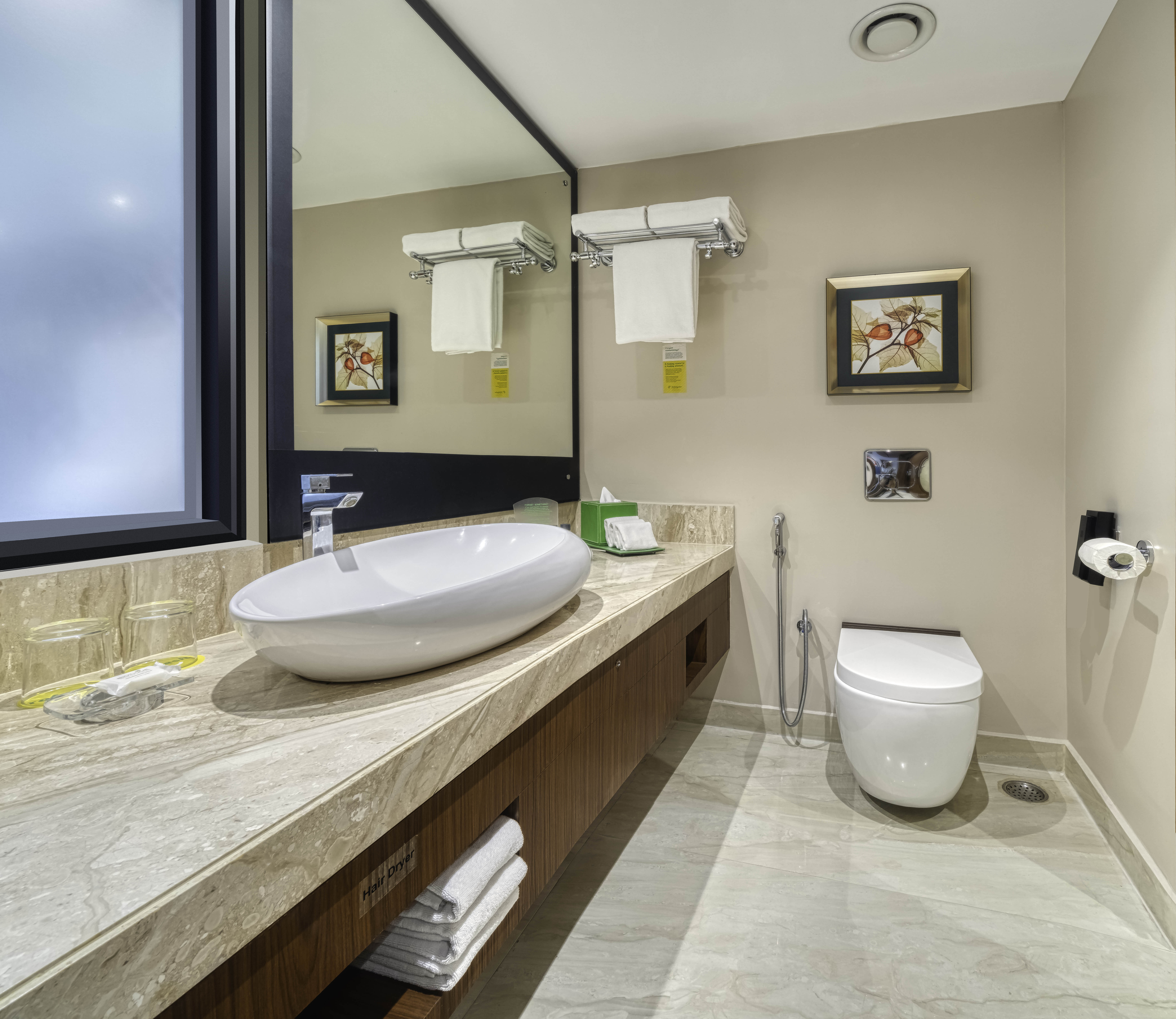 Double Deluxe King Bed