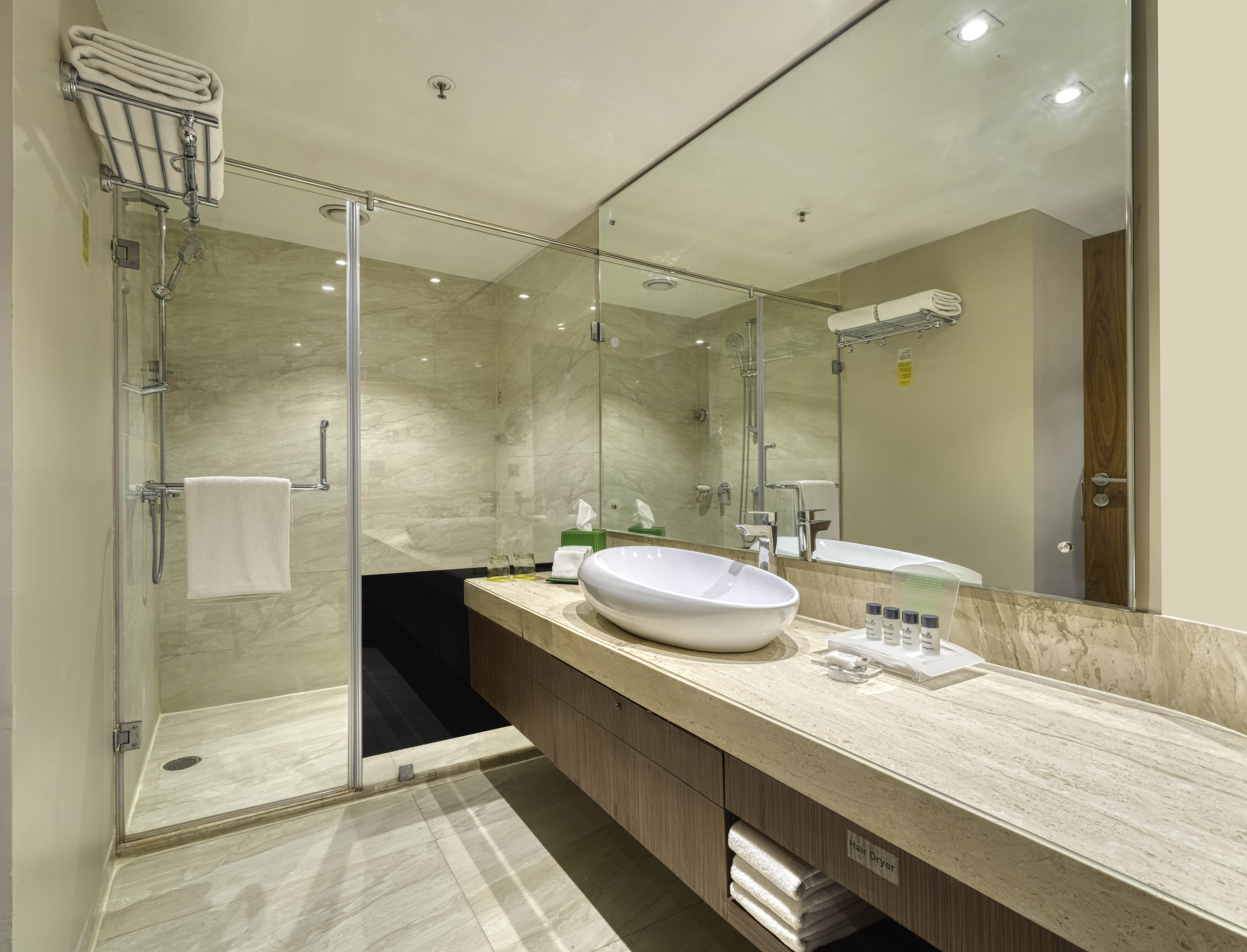 Junior Suite King Size Bed