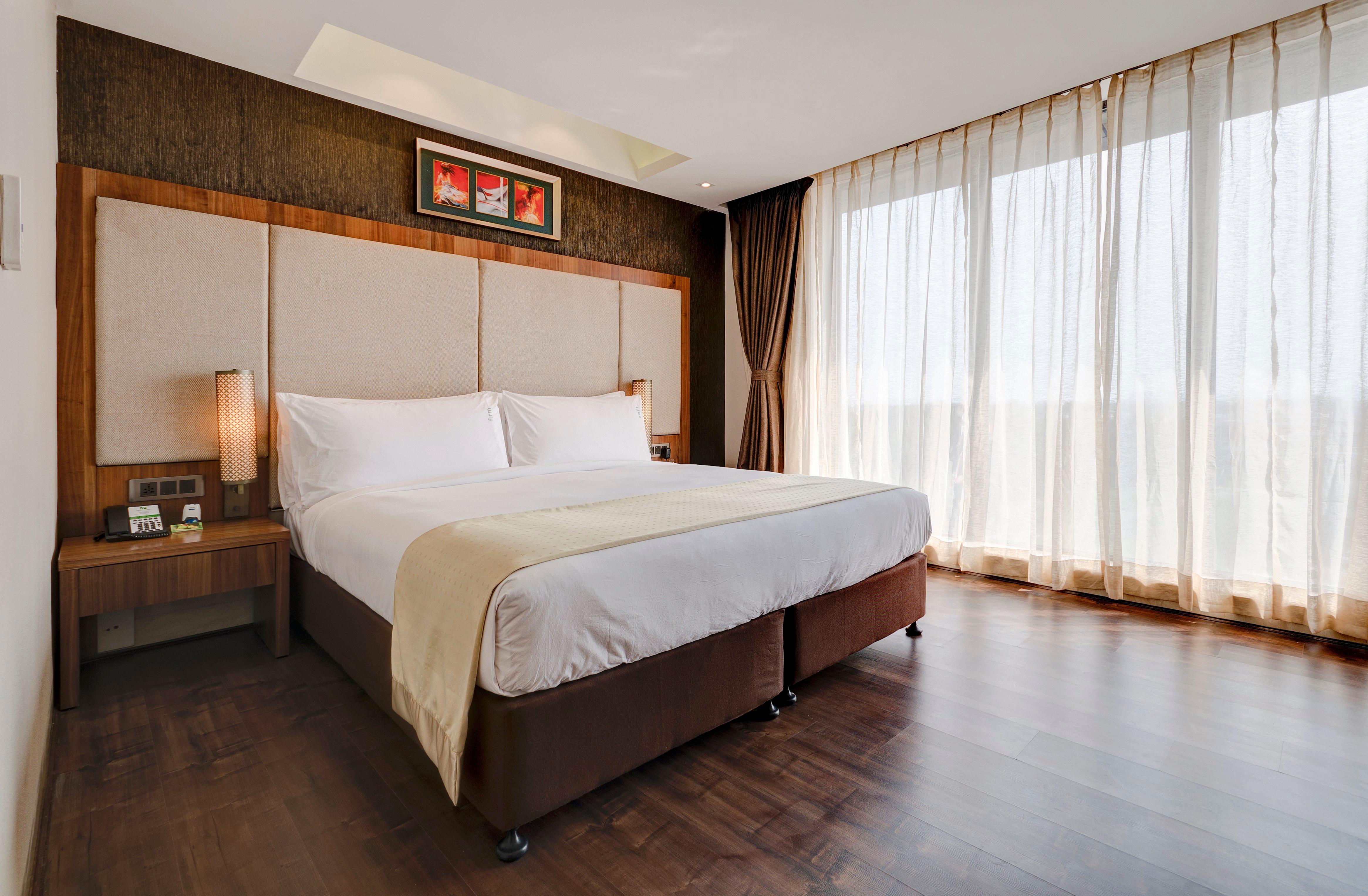 Room Deluxe King Bed