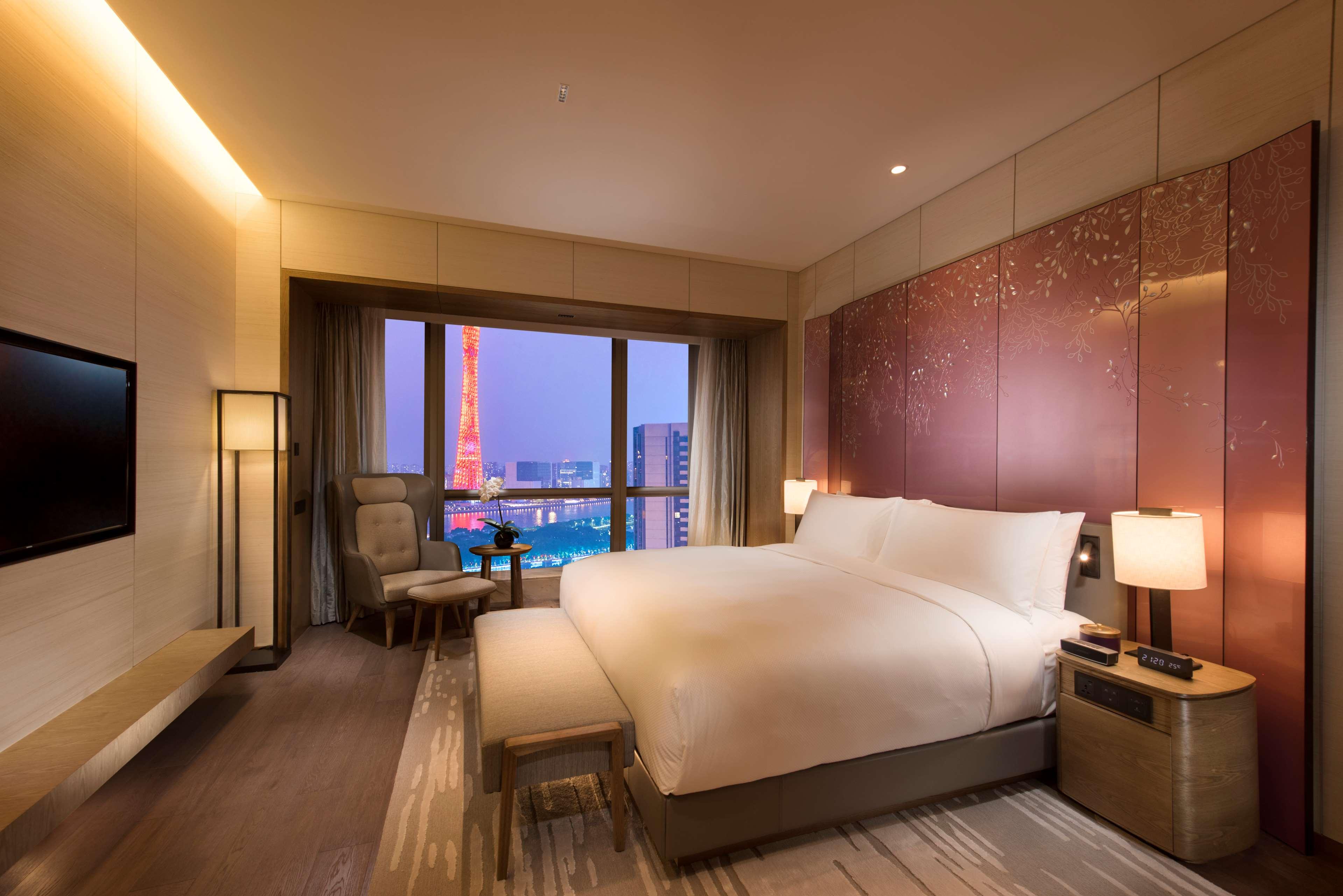 Suite Premier King Bed