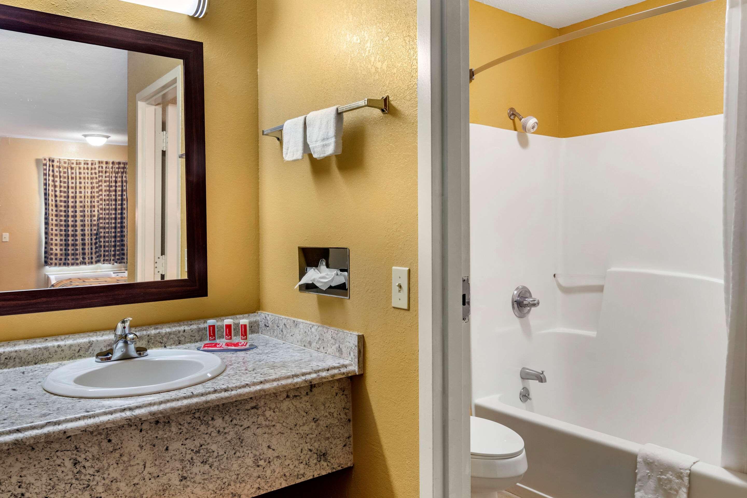 Double Queen Size Bed