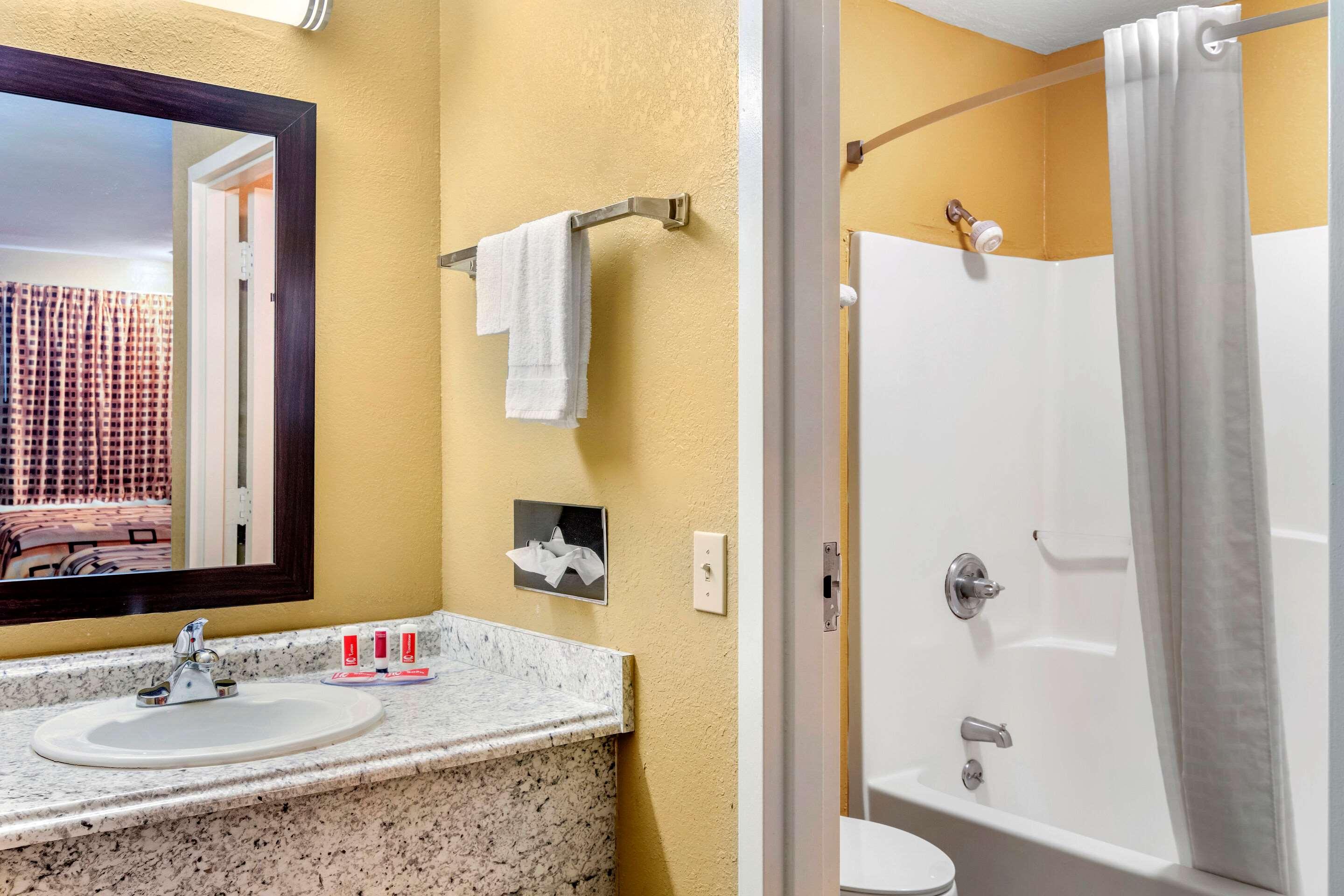 Quadruple Two Double Beds