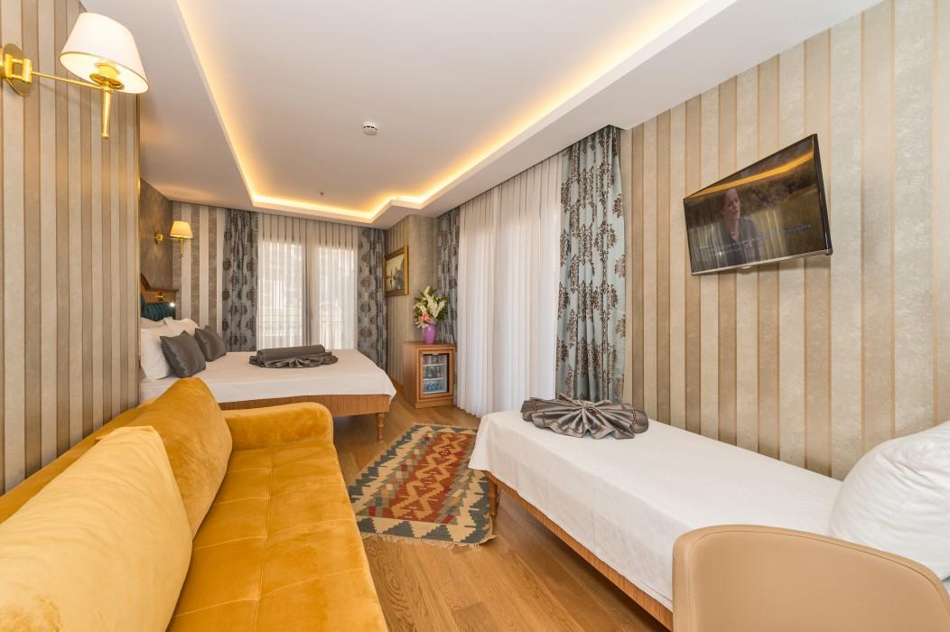 Room Connecting Room