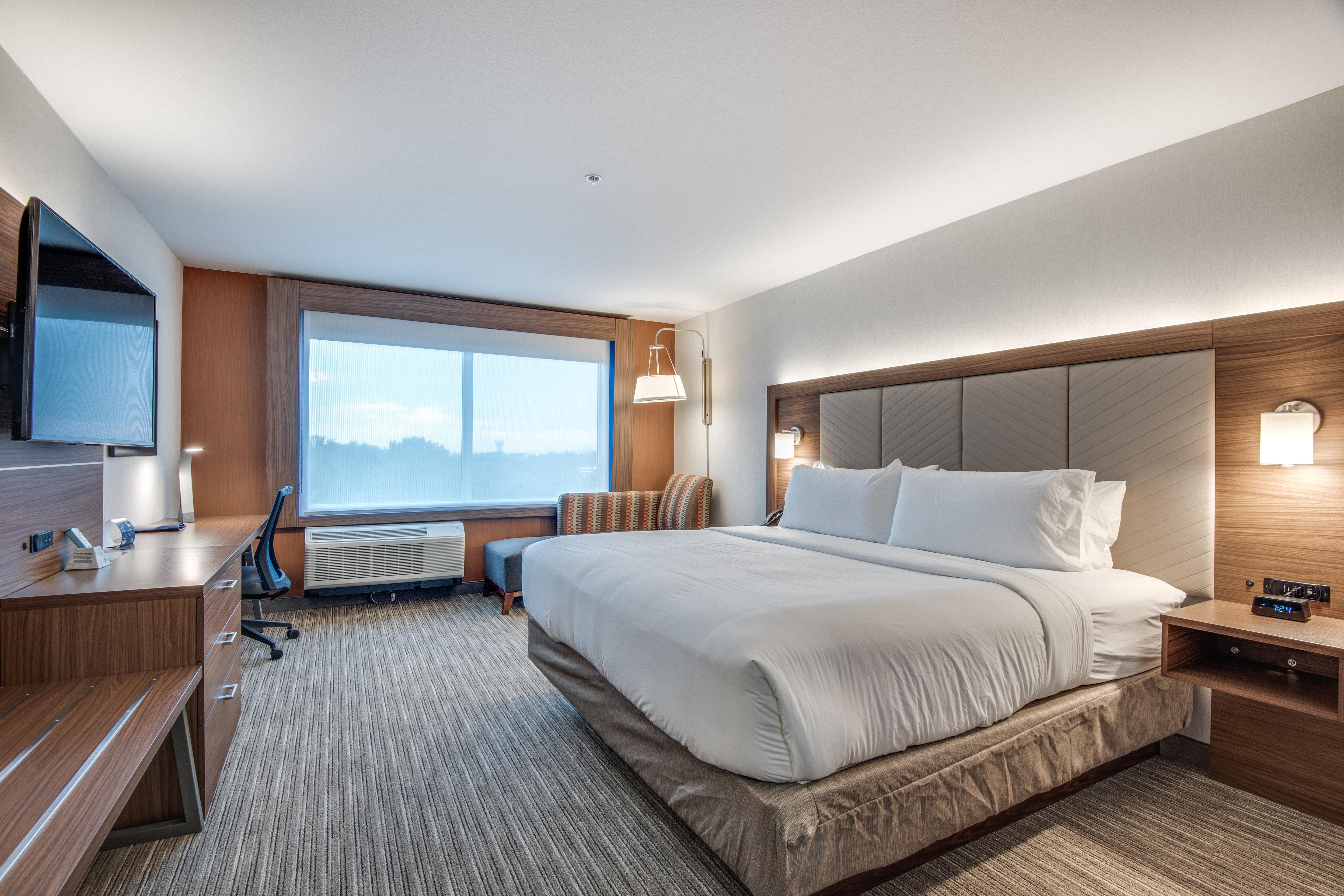 Double Accessible King Size Bed