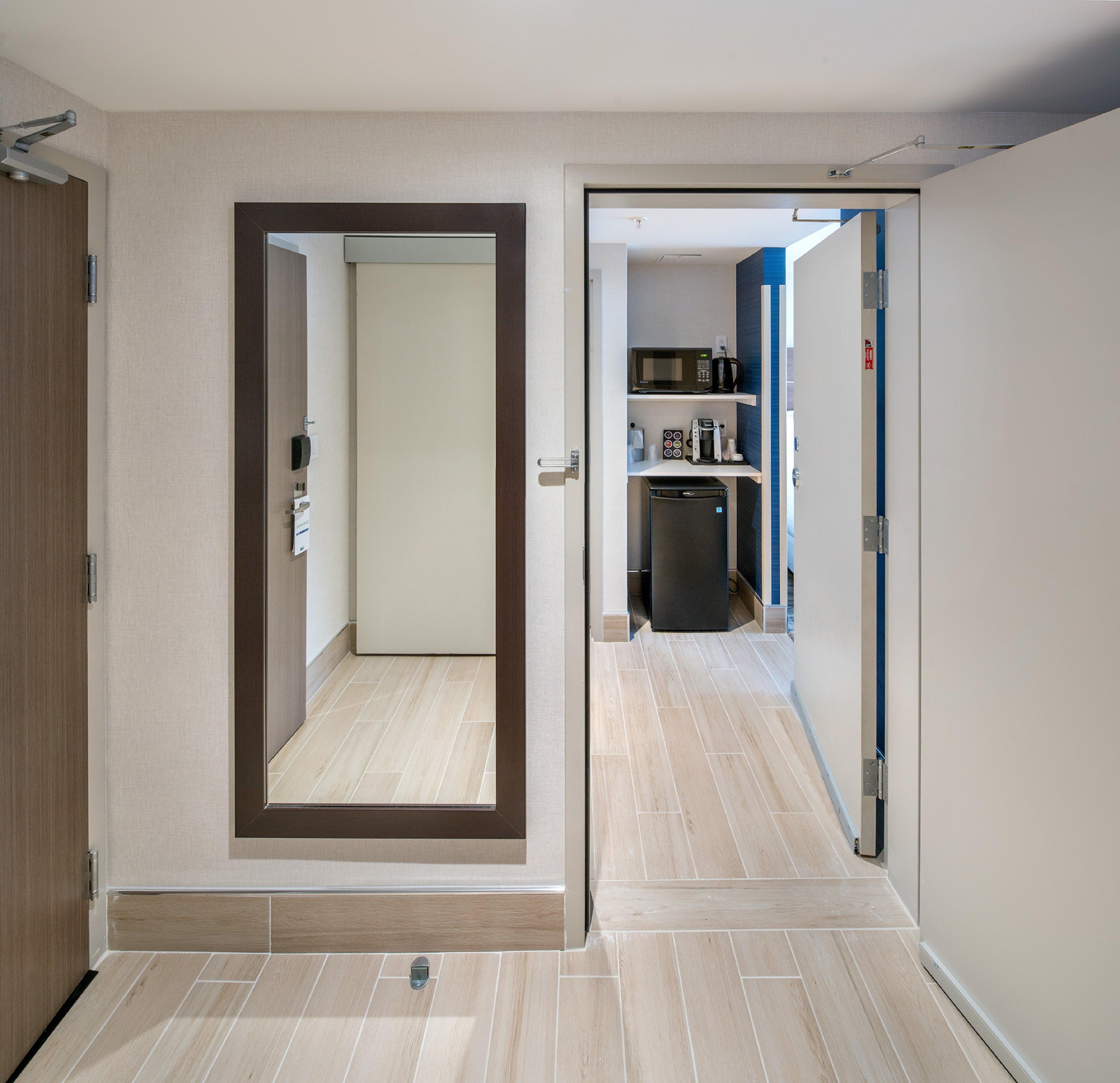 Double Two Queen Beds